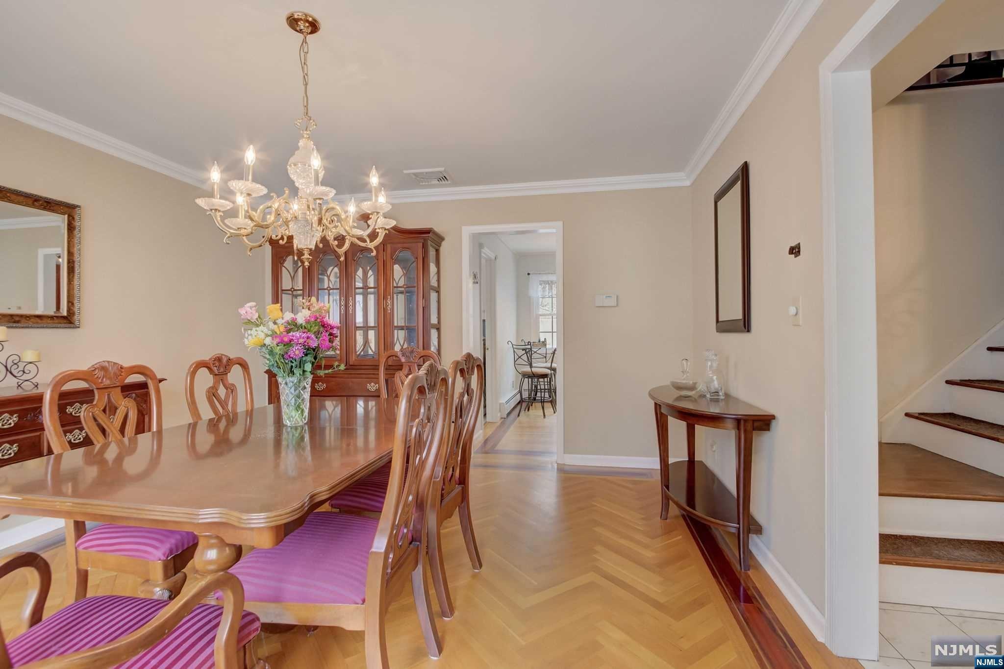 6 Sweetwater Lane