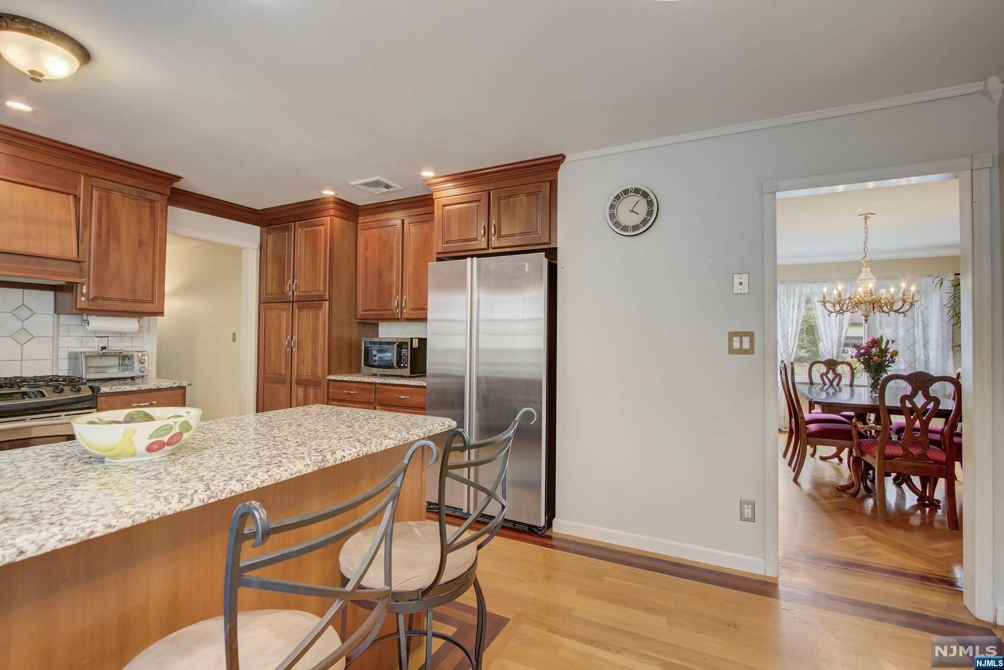 6 Sweetwater Lane