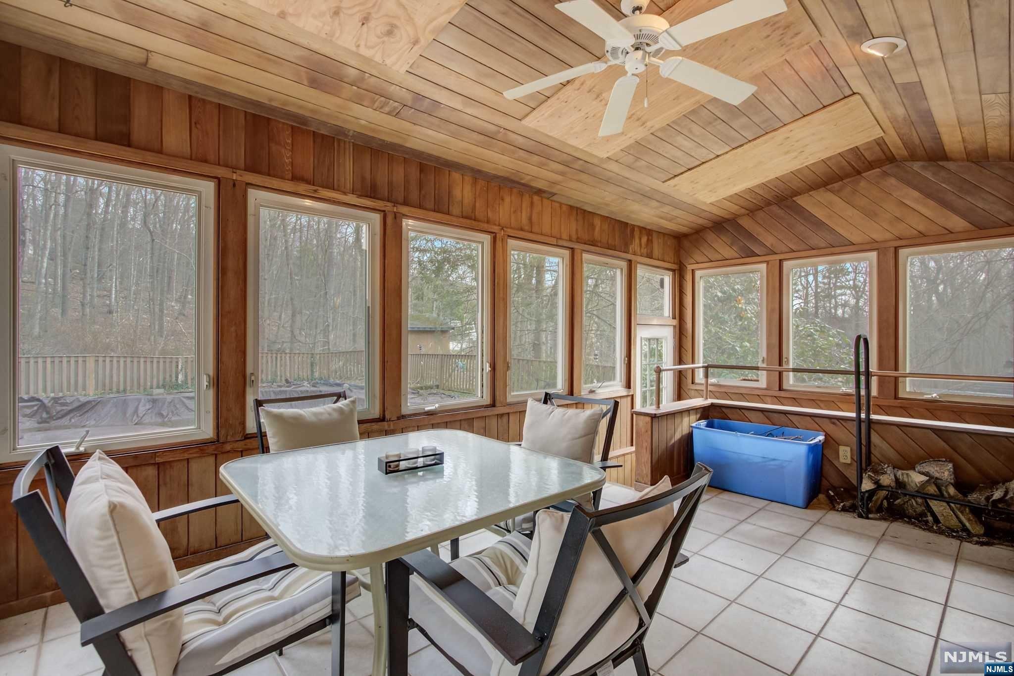 6 Sweetwater Lane