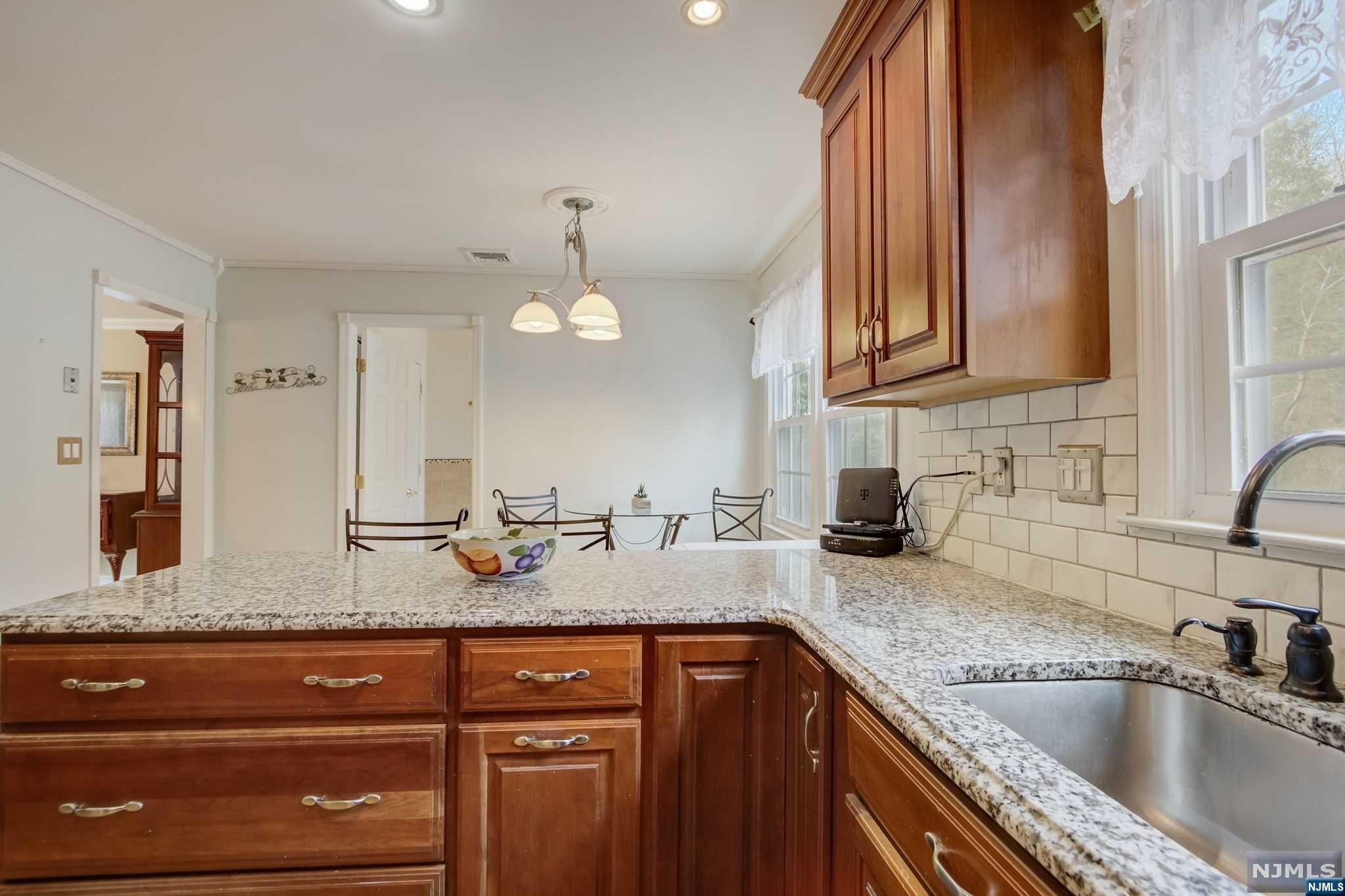 6 Sweetwater Lane