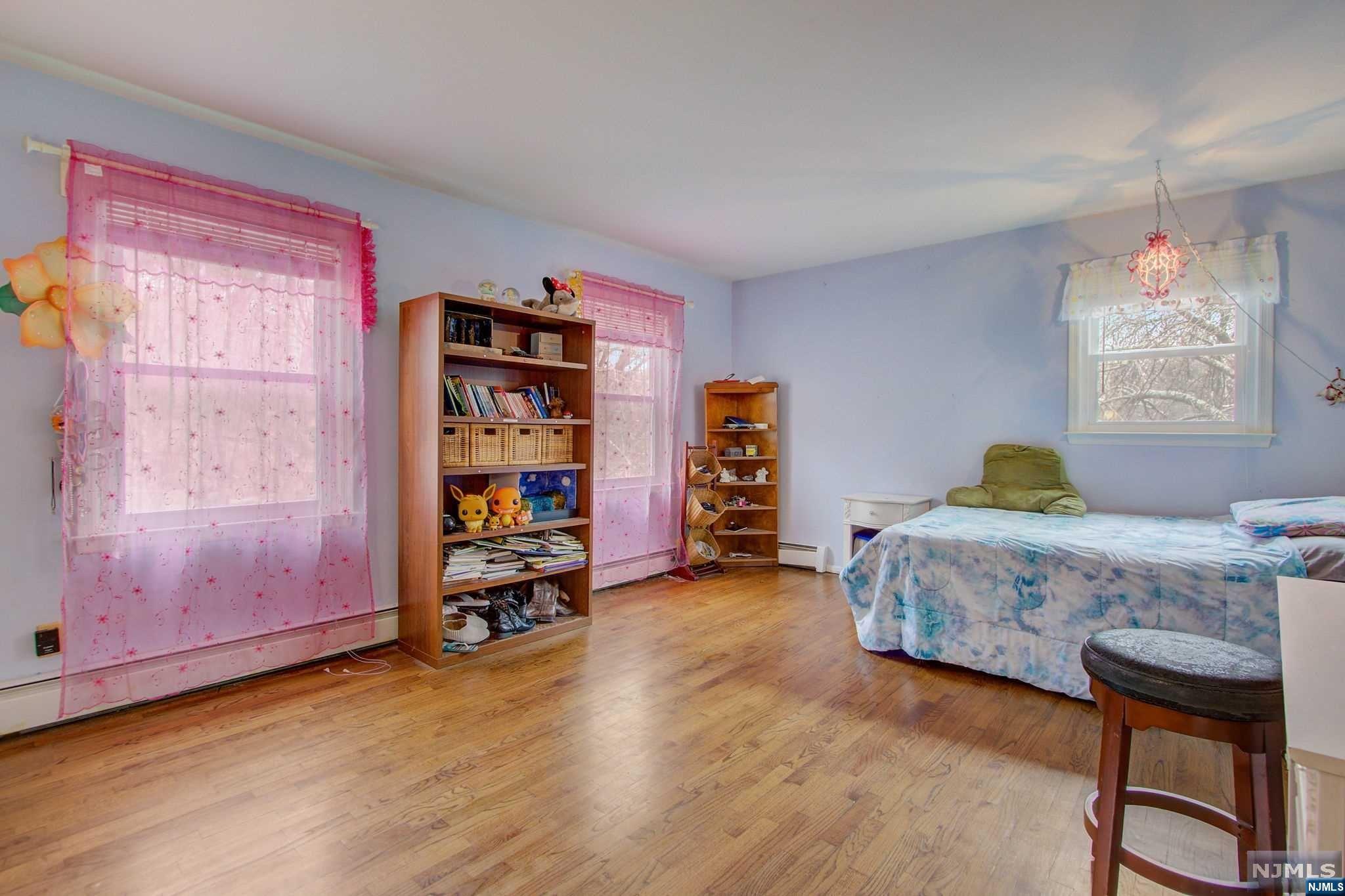6 Sweetwater Lane