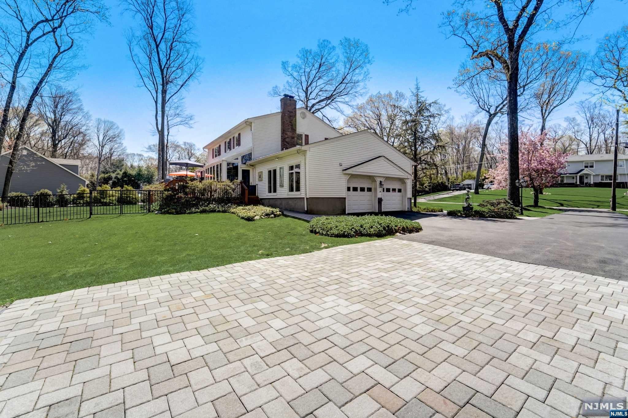23 Deerfield Terrace