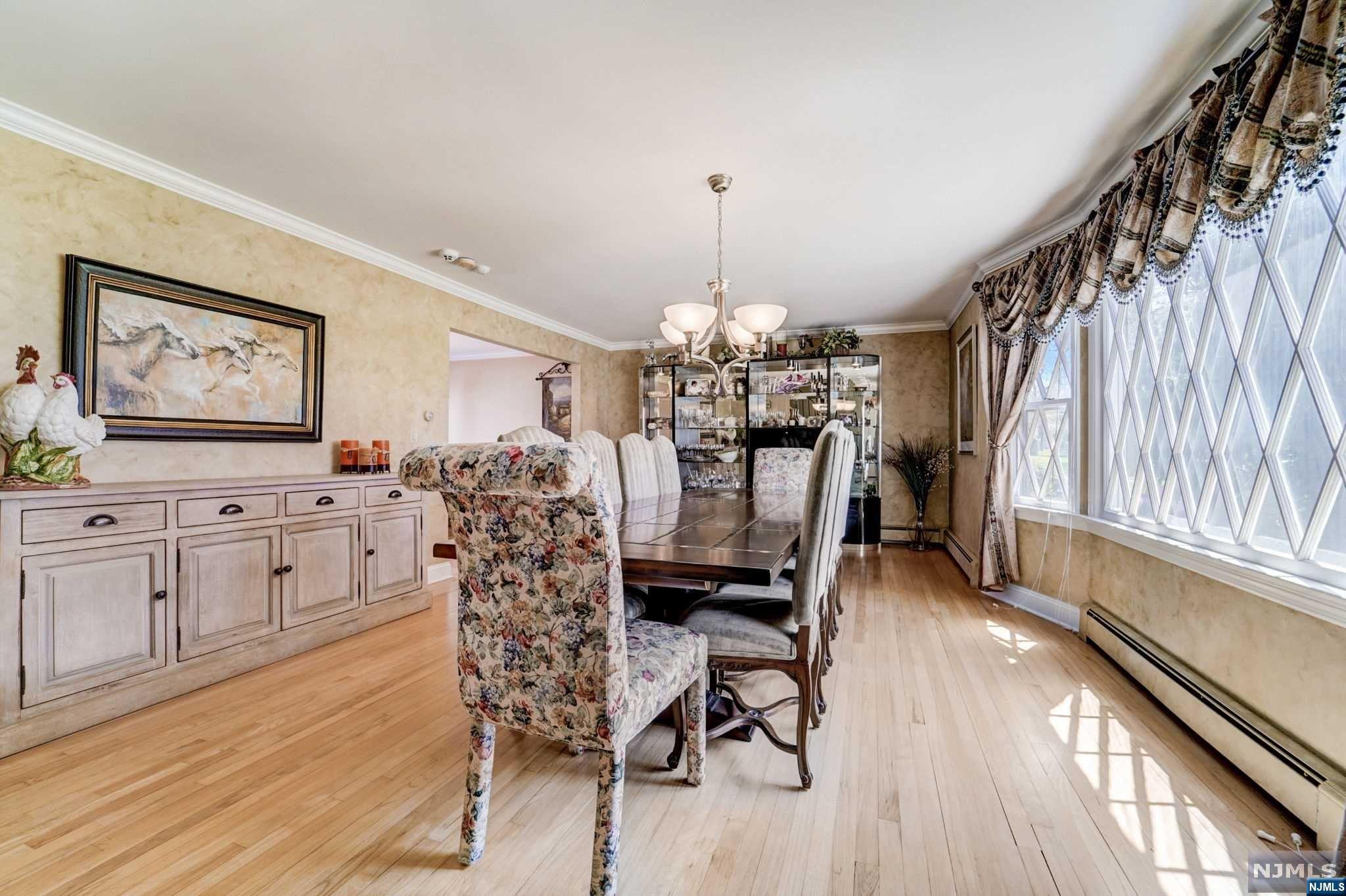 23 Deerfield Terrace