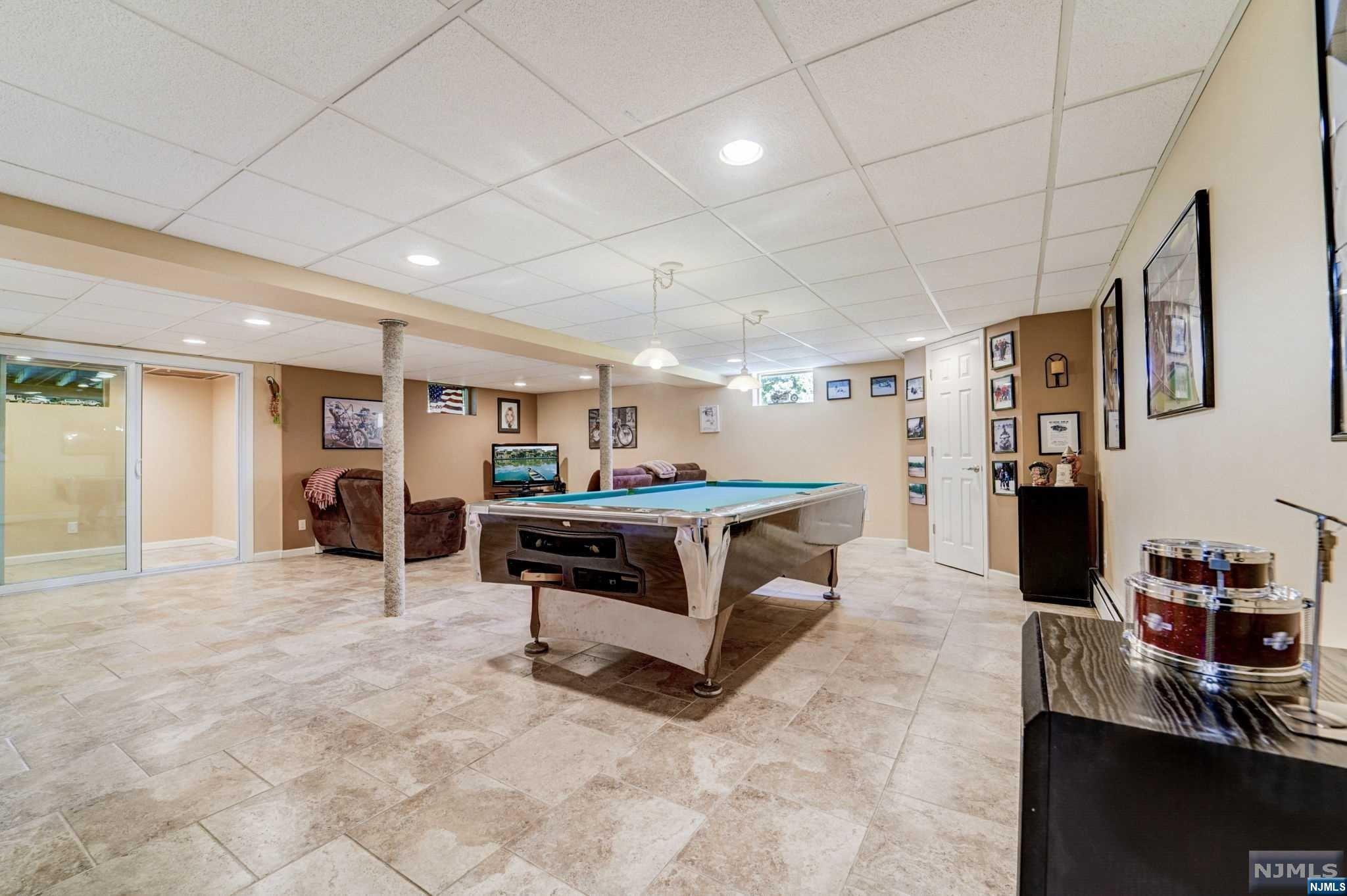 23 Deerfield Terrace