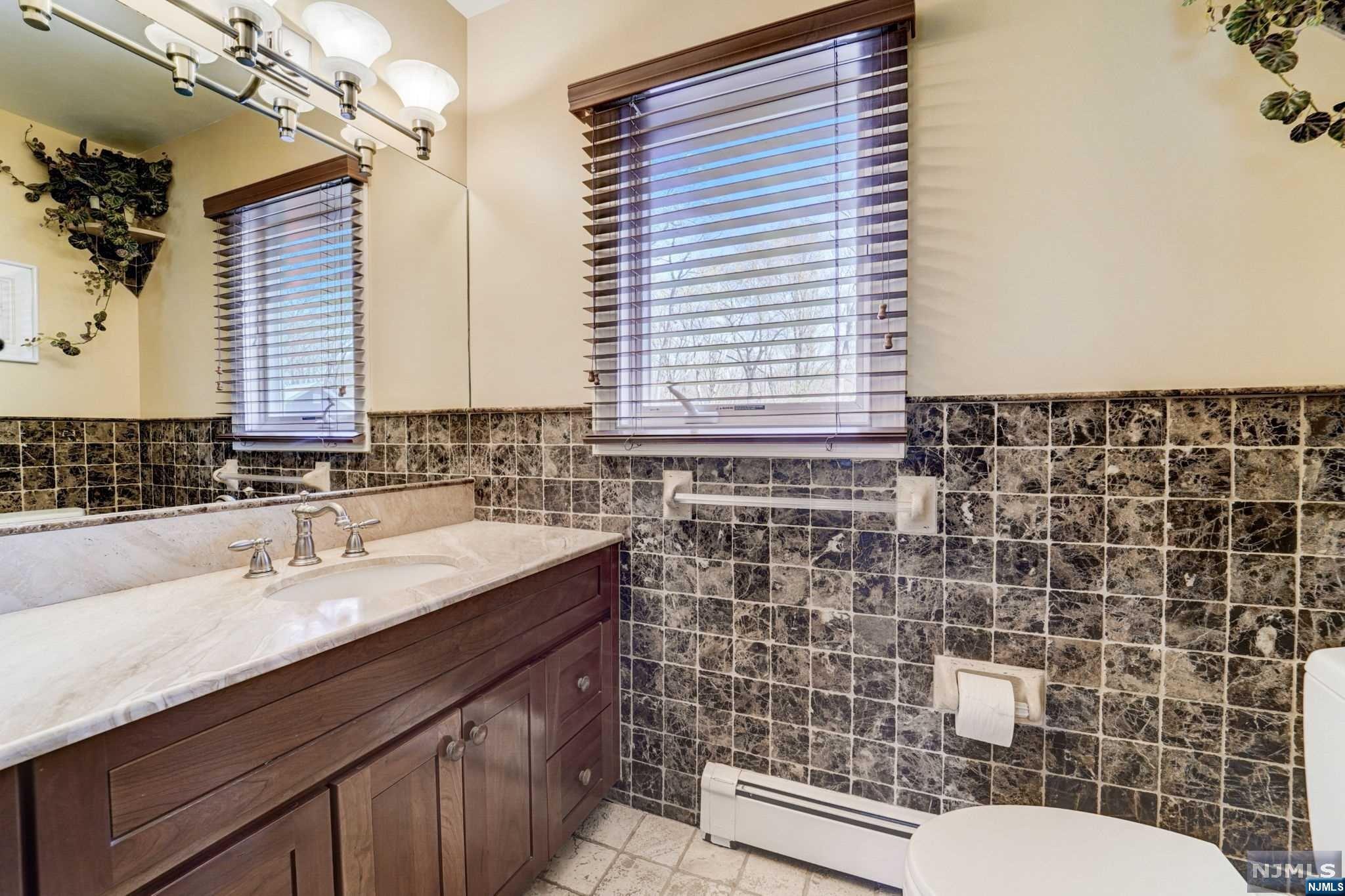 23 Deerfield Terrace