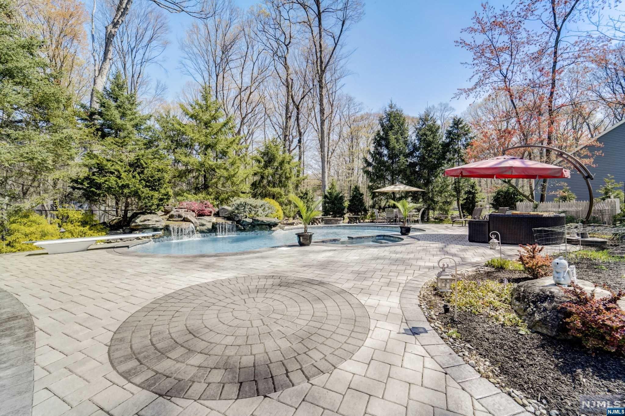 23 Deerfield Terrace