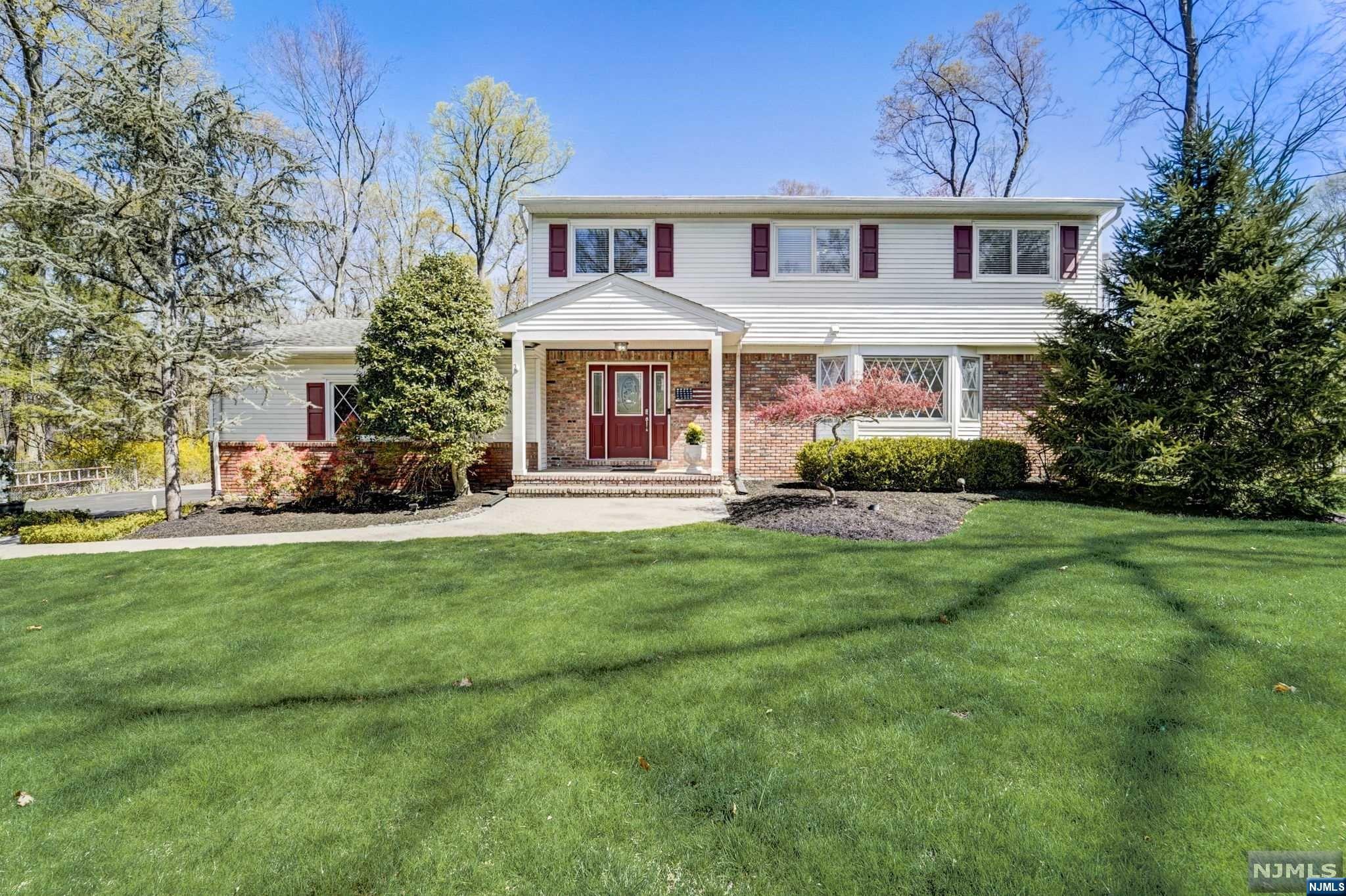 23 Deerfield Terrace
