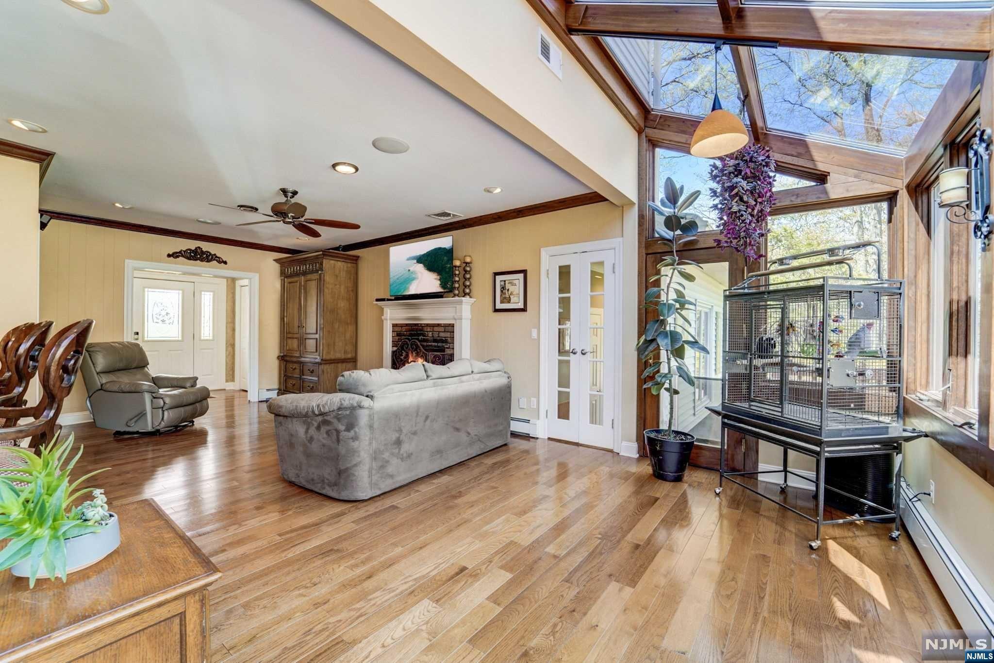 23 Deerfield Terrace