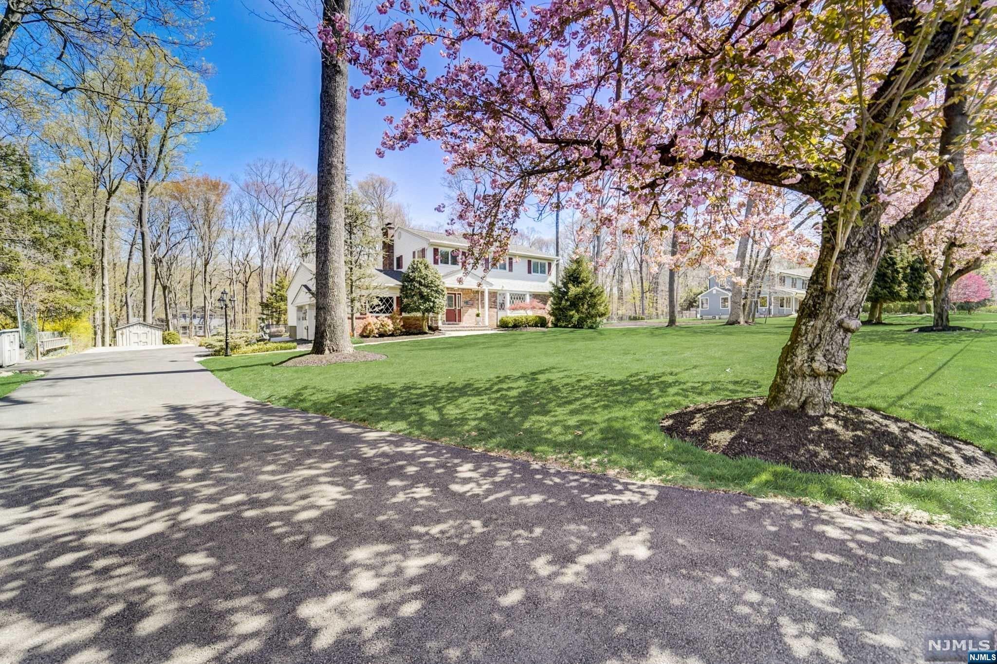 23 Deerfield Terrace