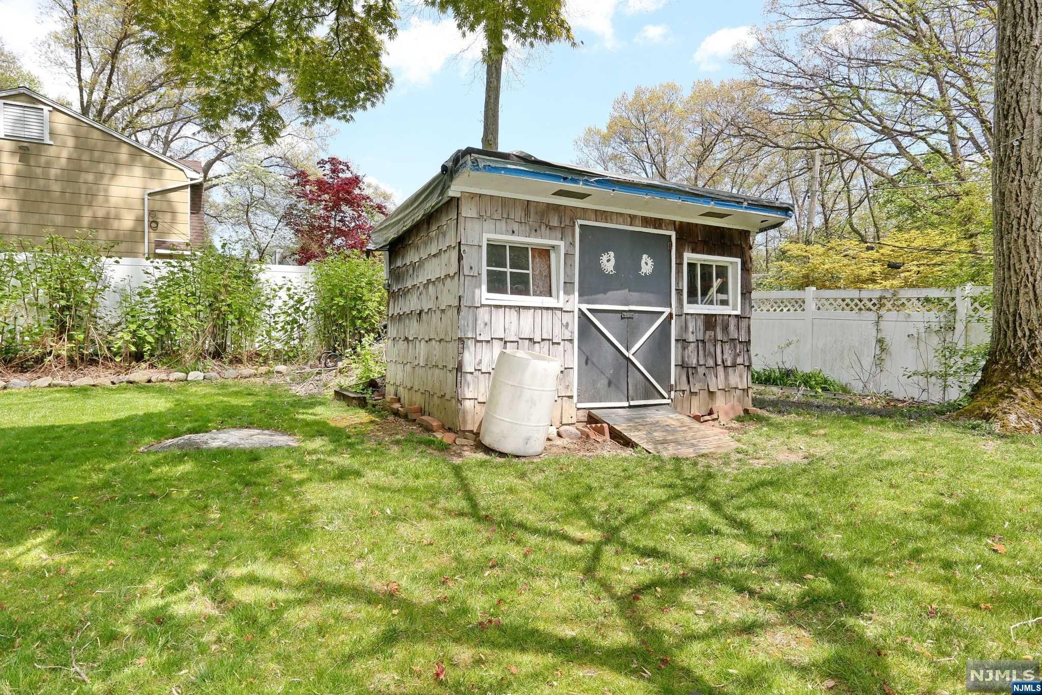 94 Colony Avenue