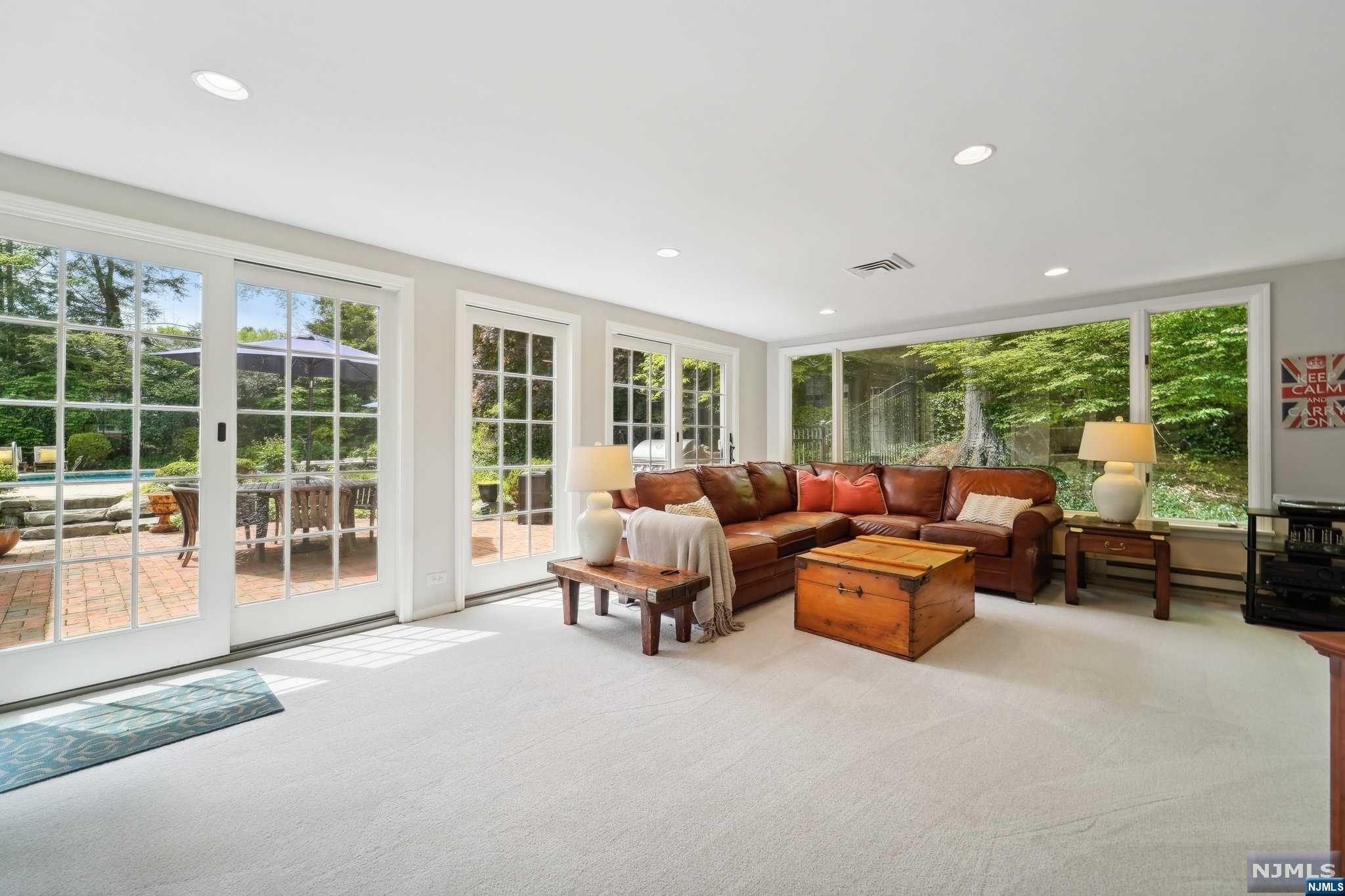 216 Hempstead Road