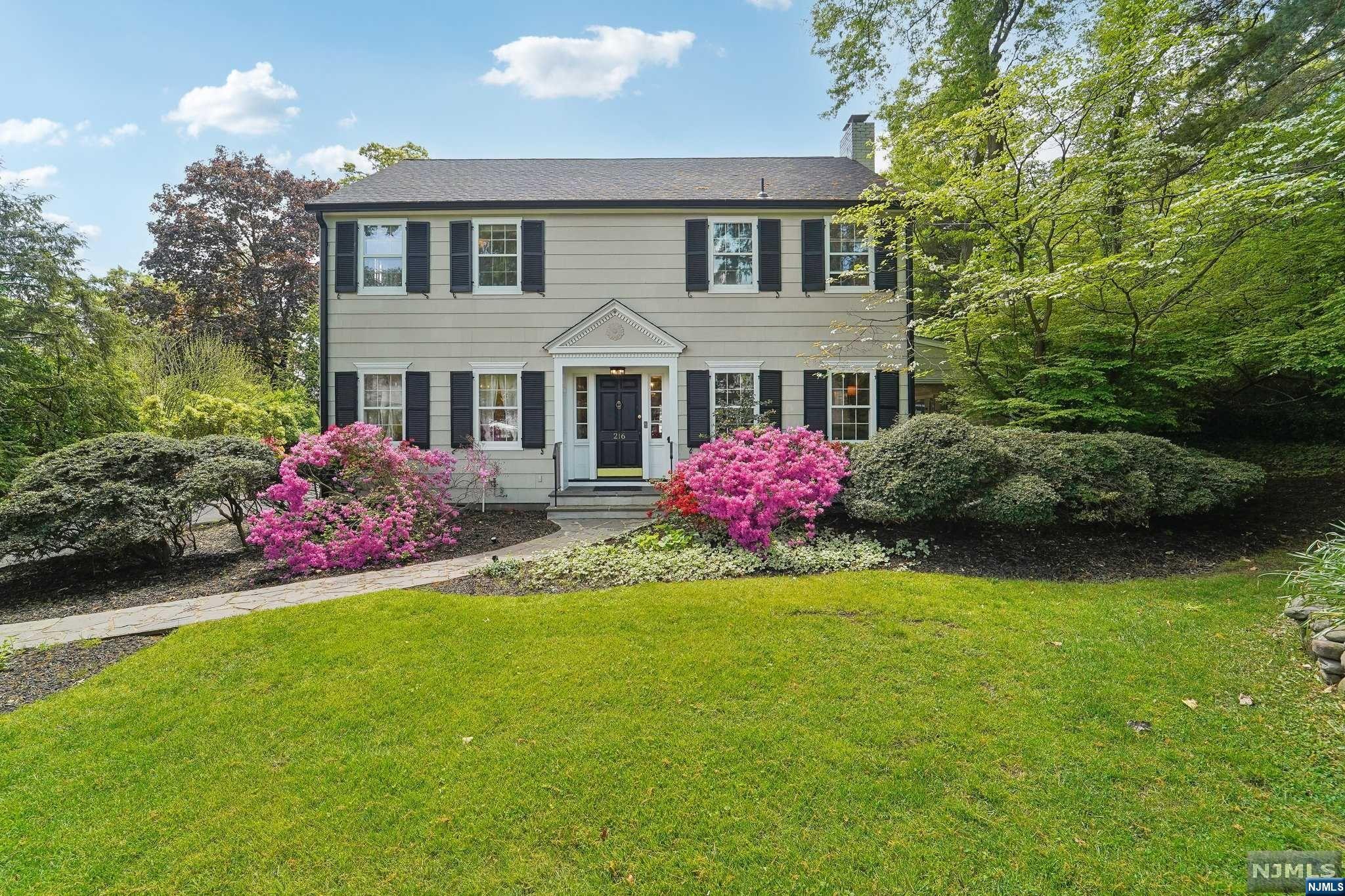 216 Hempstead Road