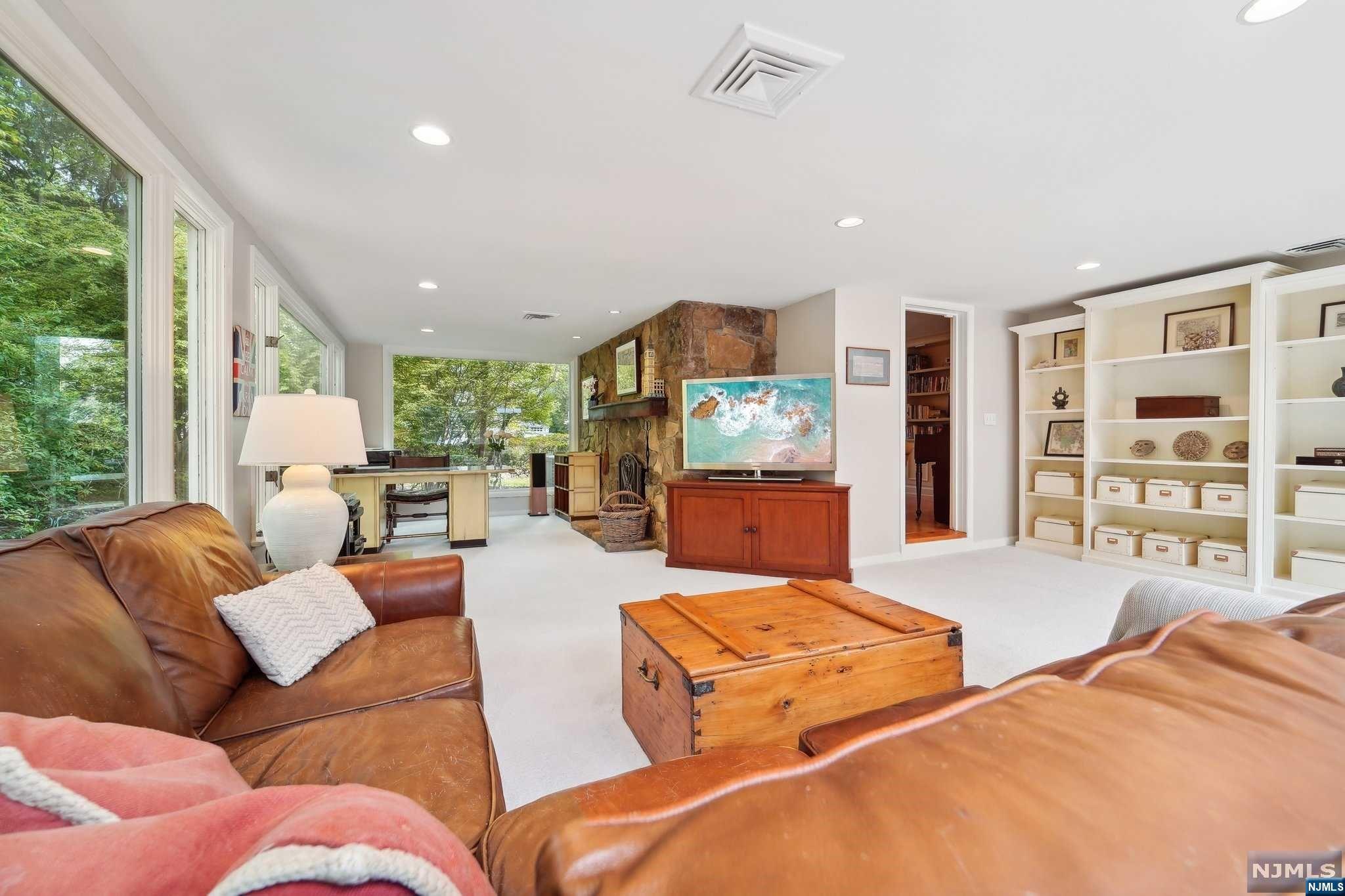 216 Hempstead Road