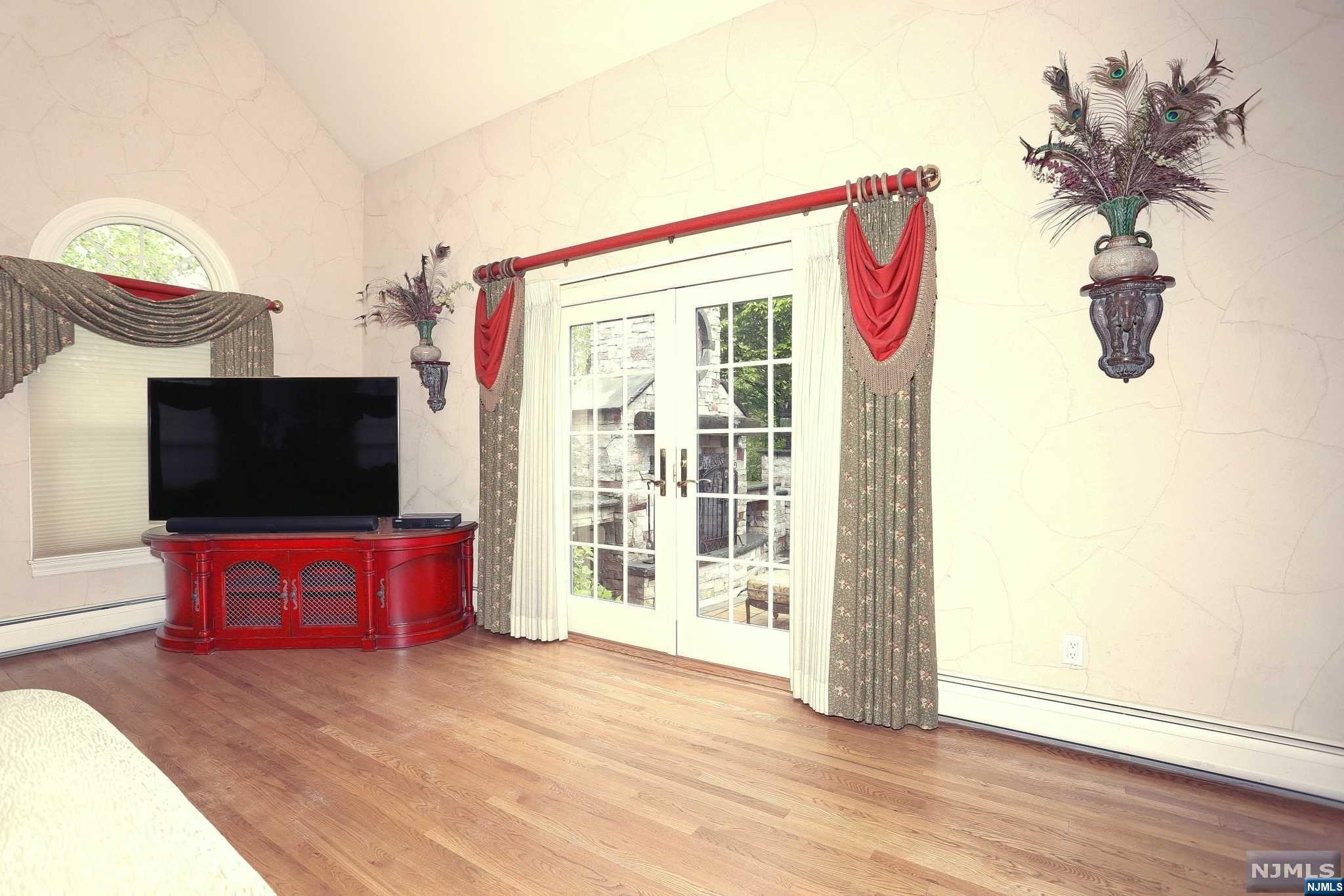 23 Crocker Mansion Drive