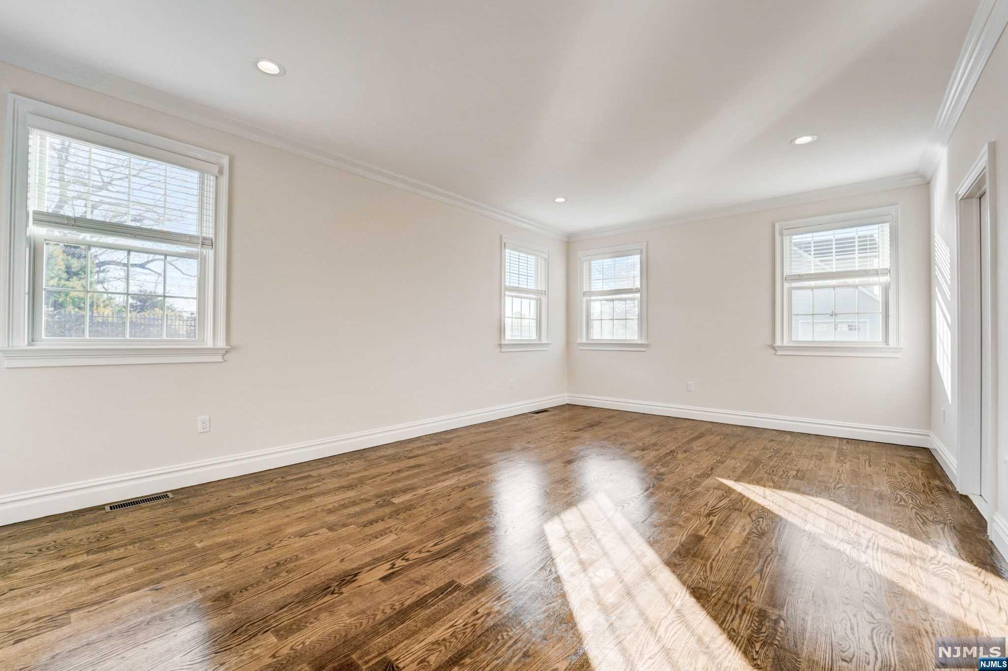 6 William J Murphy Way