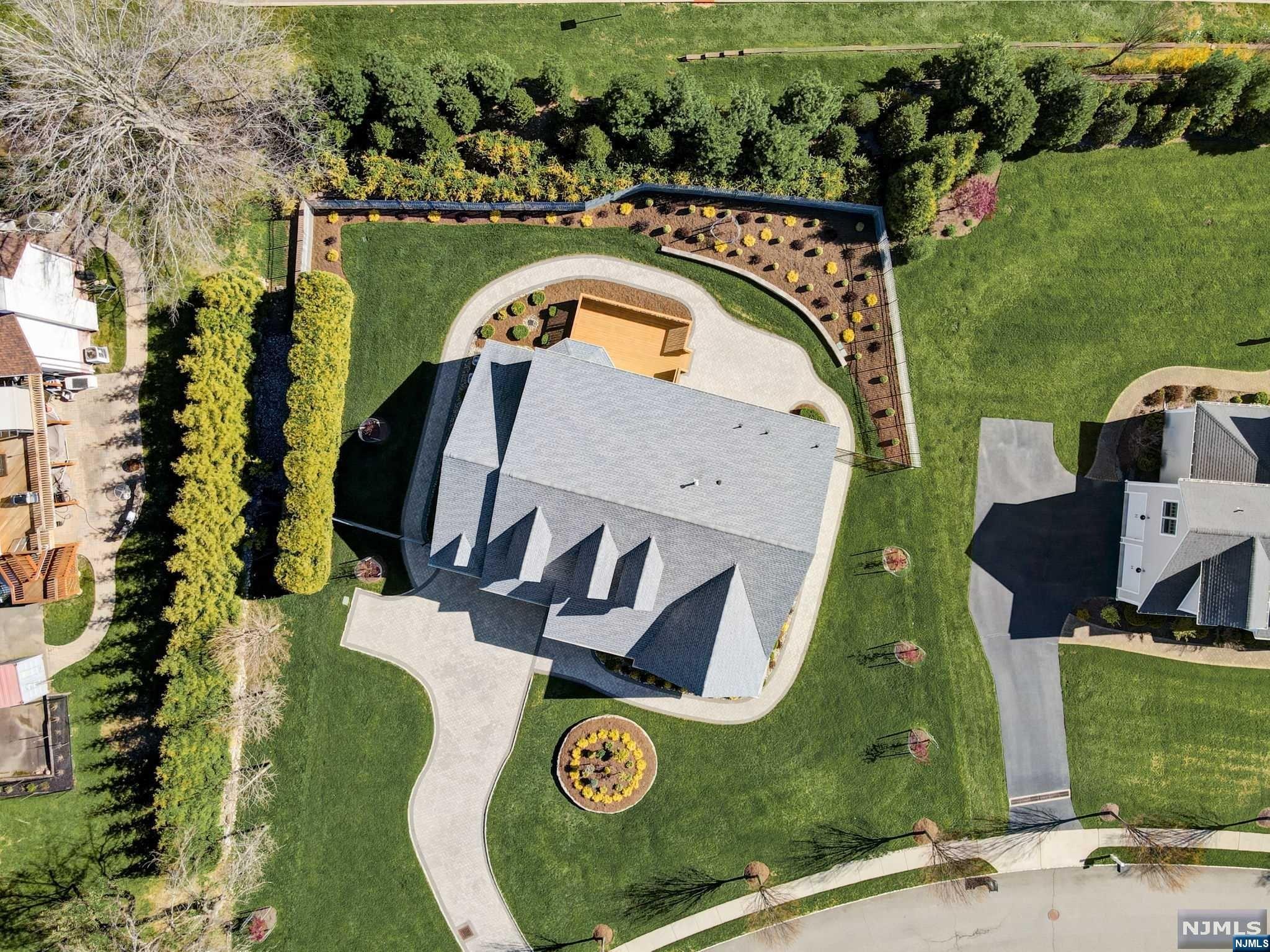 6 William J Murphy Way