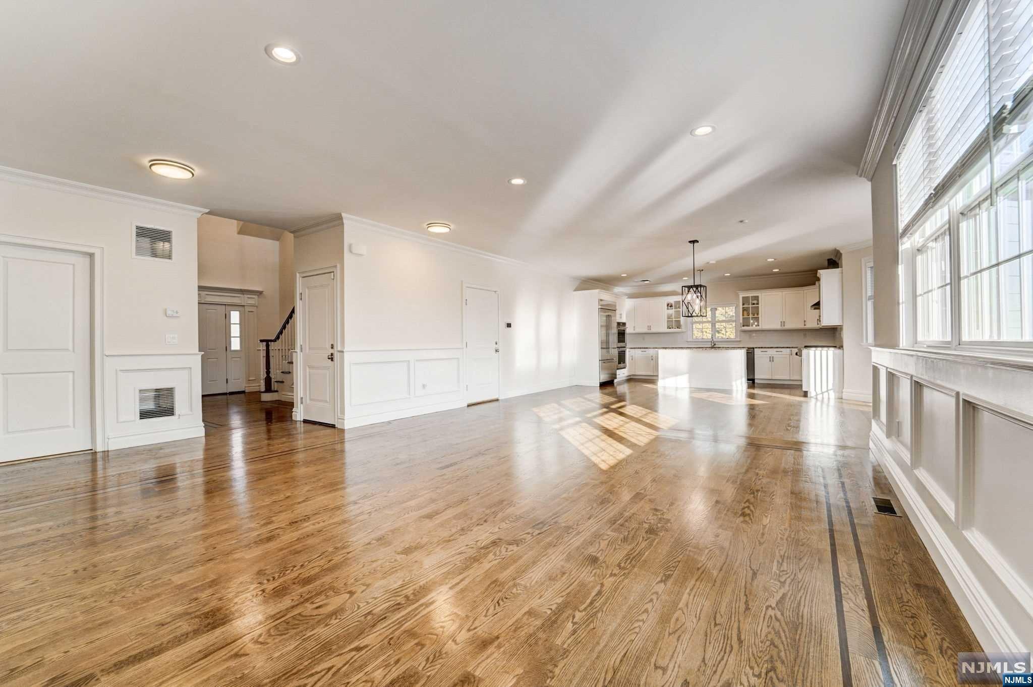 6 William J Murphy Way