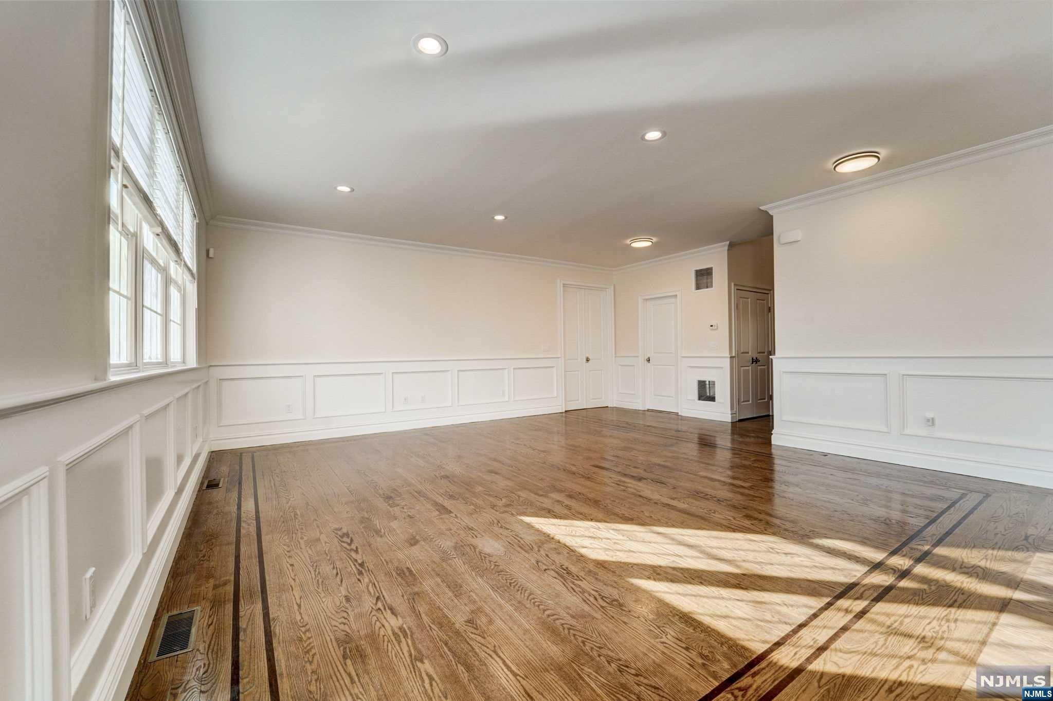 6 William J Murphy Way