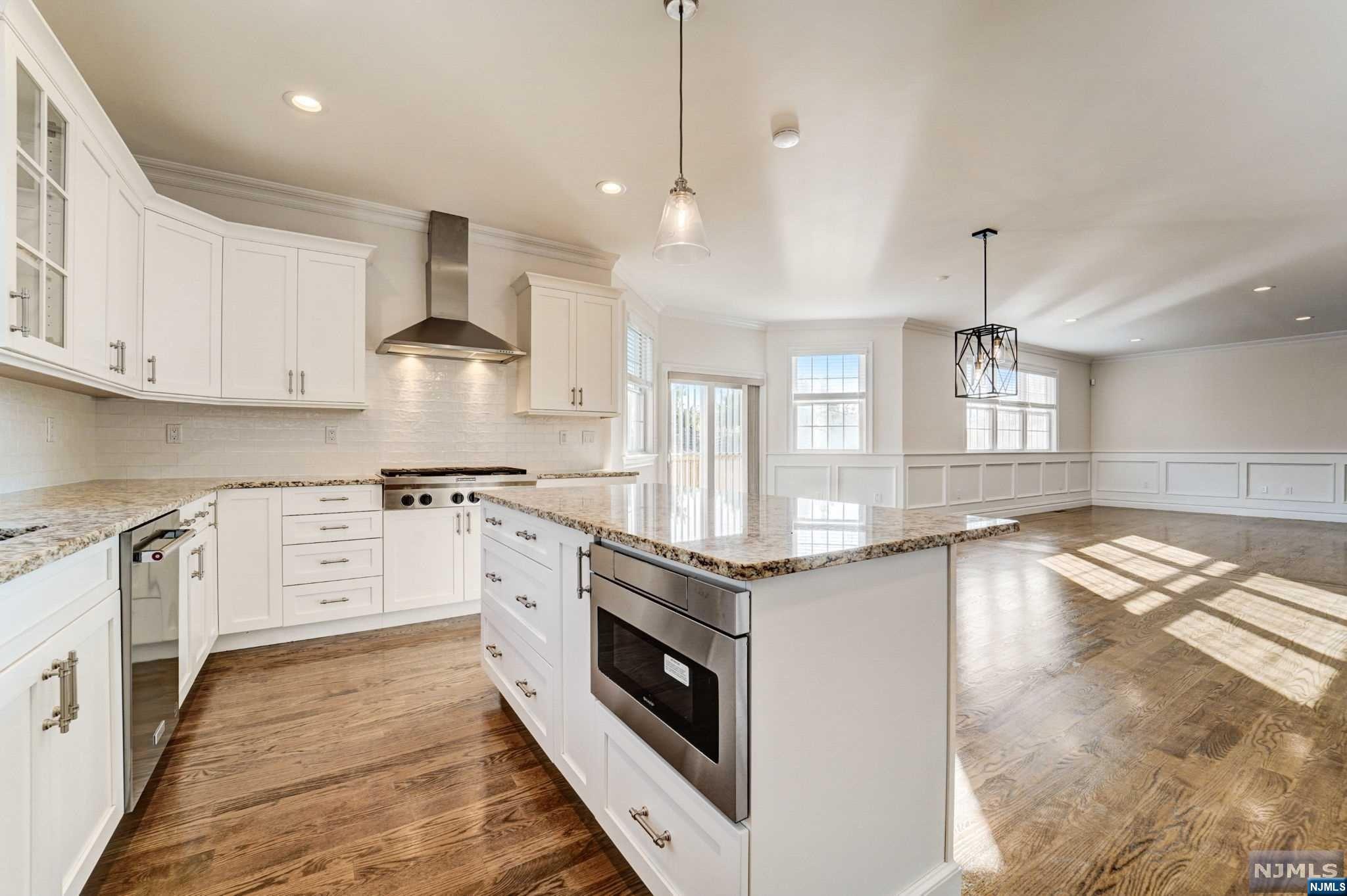 6 William J Murphy Way