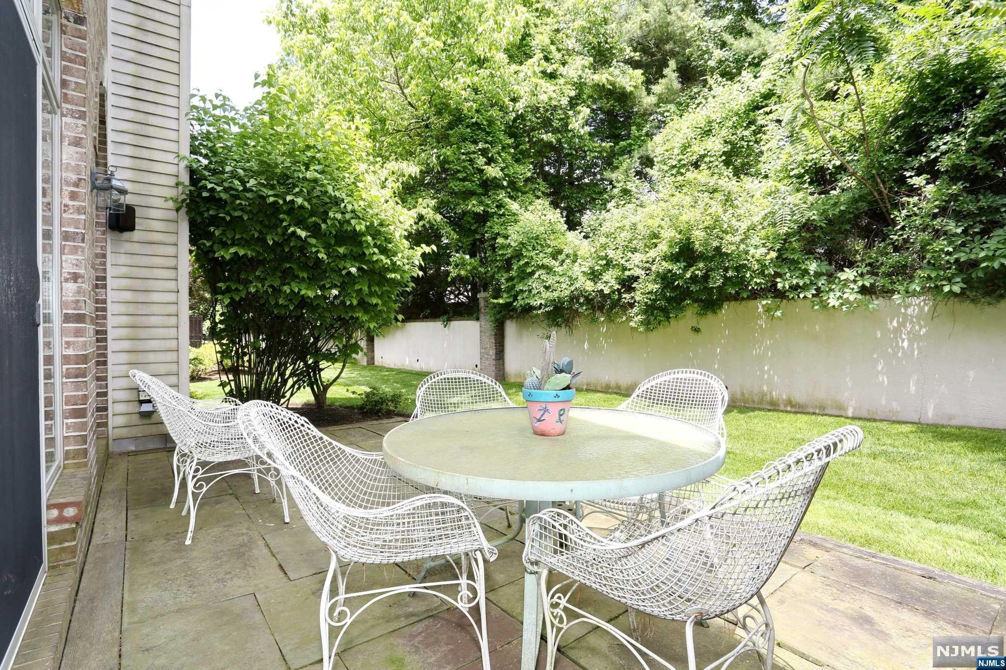 211 Laurel Brook Road 211