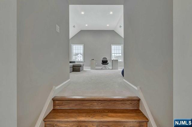 15 Roxbury Road