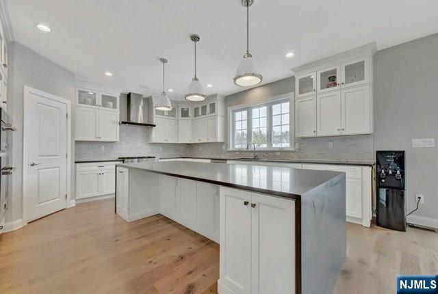 15 Roxbury Road