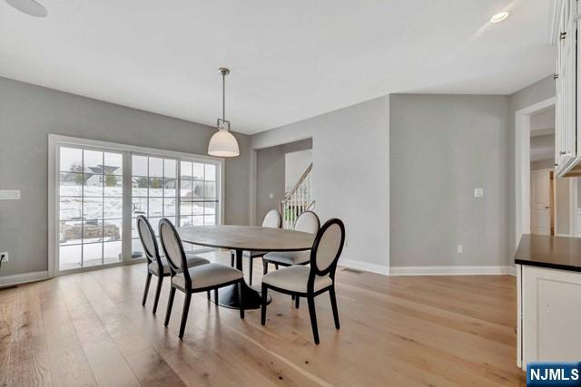 15 Roxbury Road
