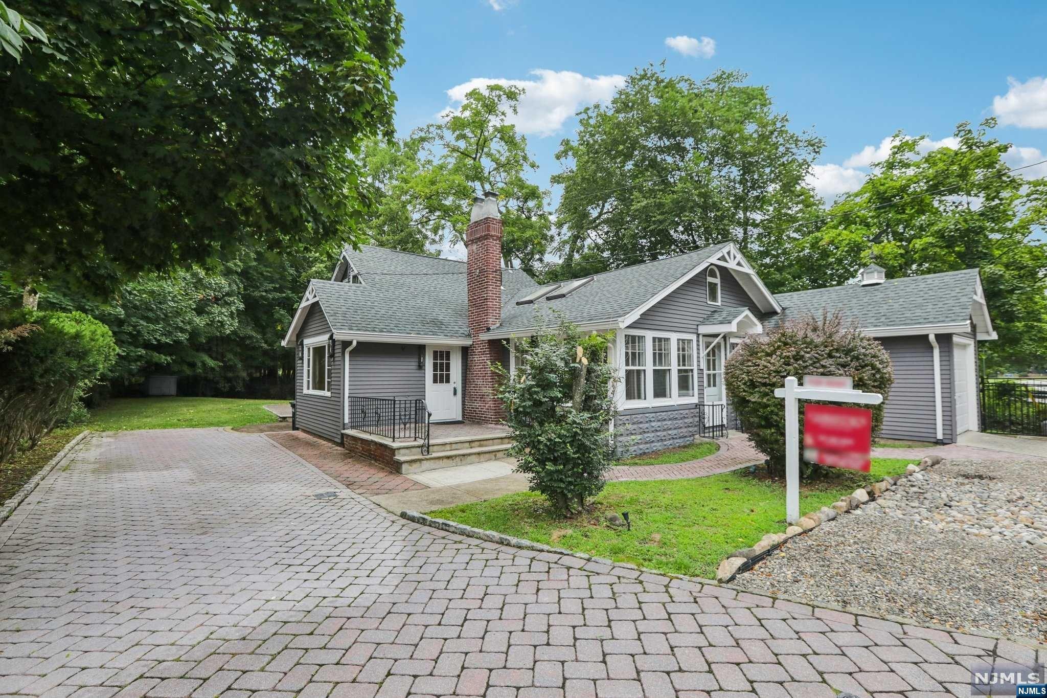 261 West Saddle River Road