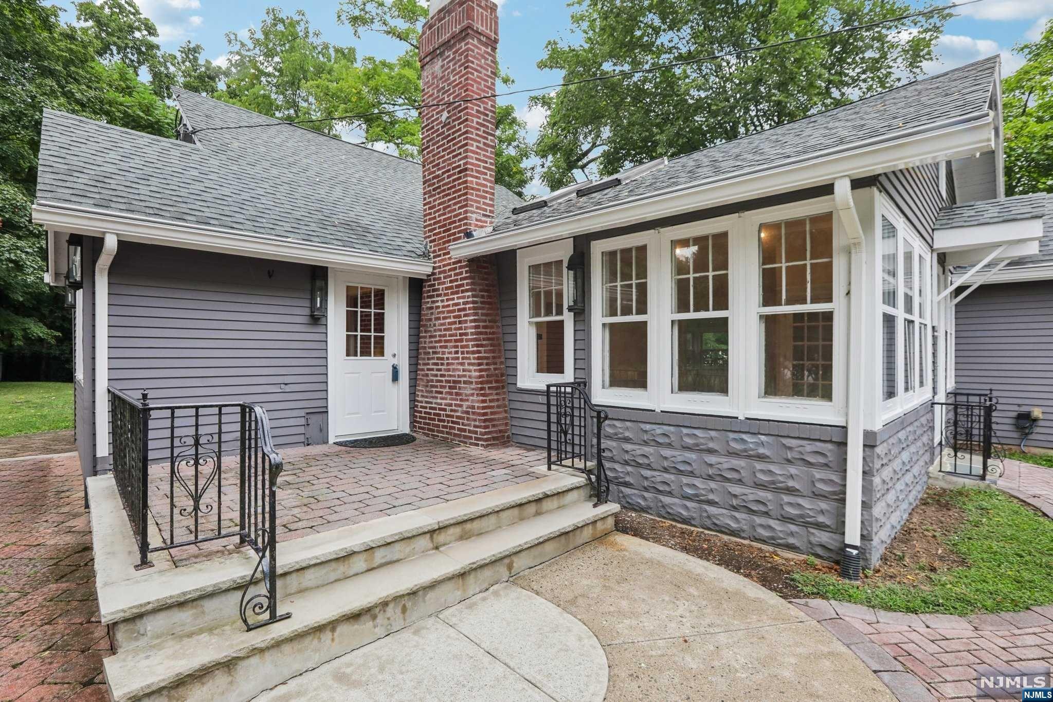 261 West Saddle River Road