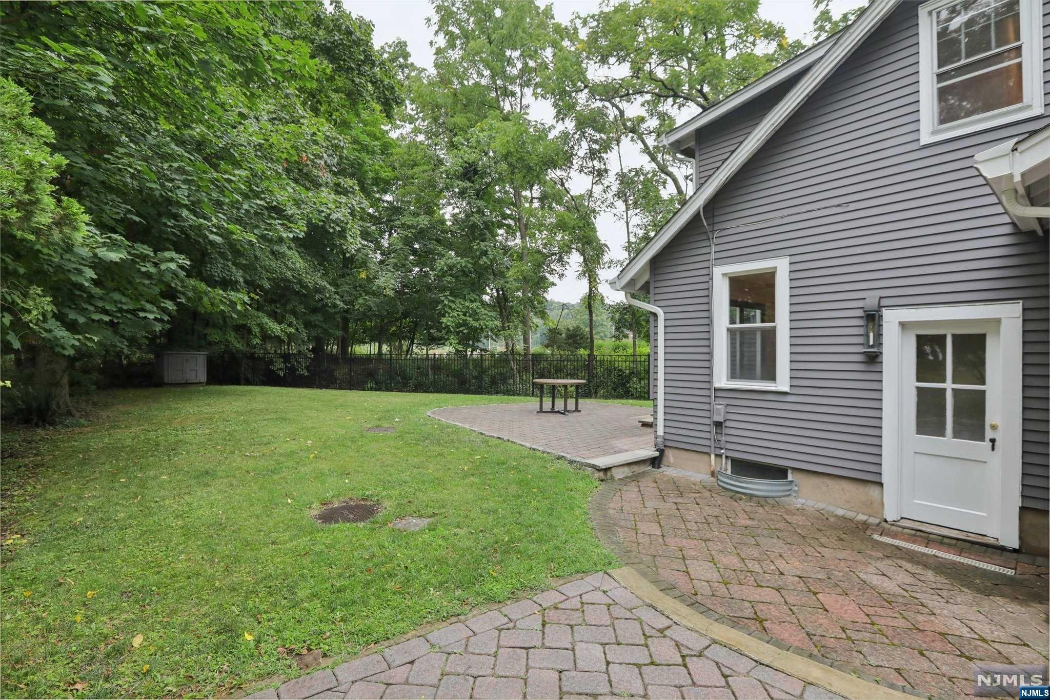261 West Saddle River Road