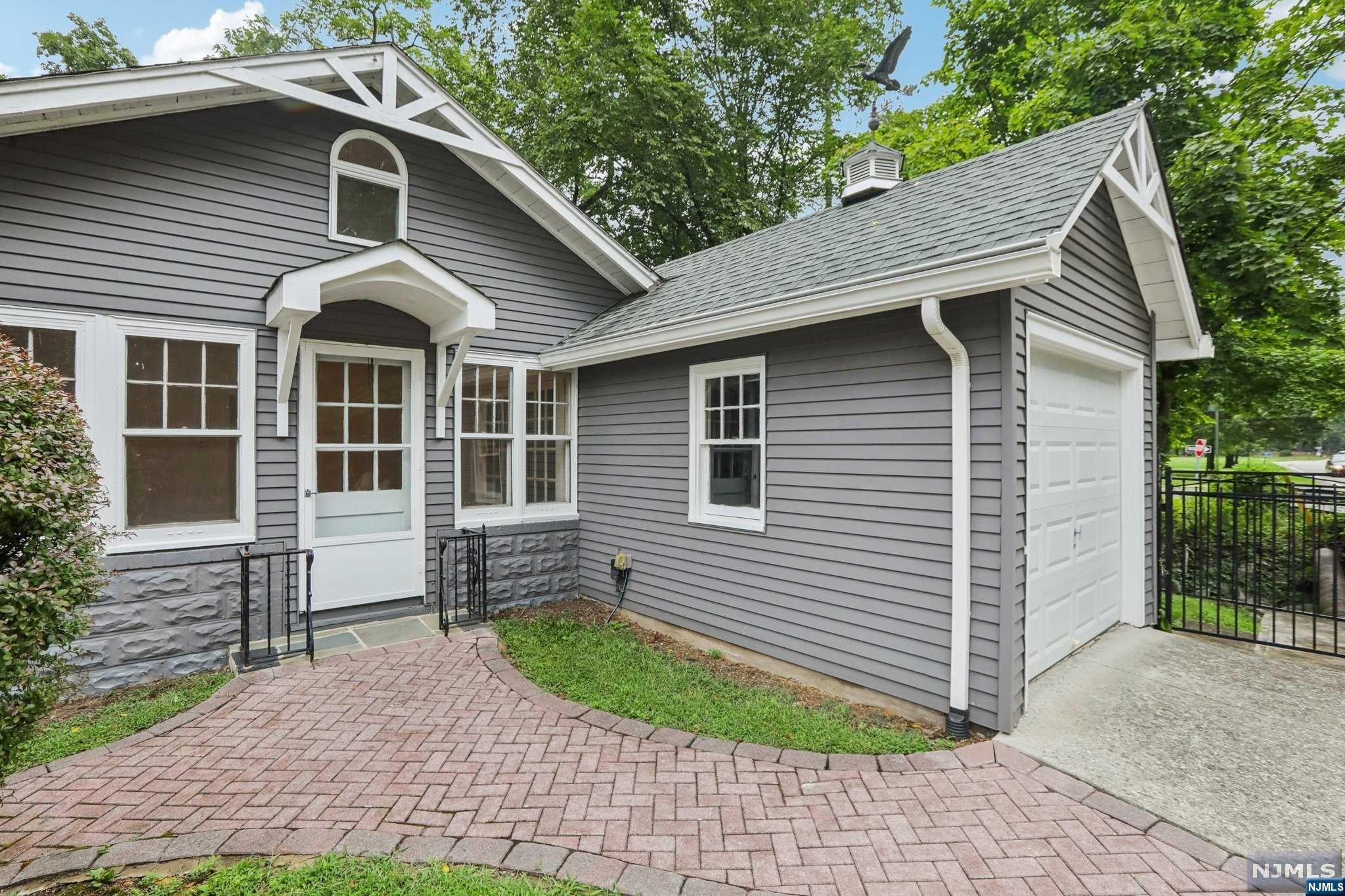 261 West Saddle River Road