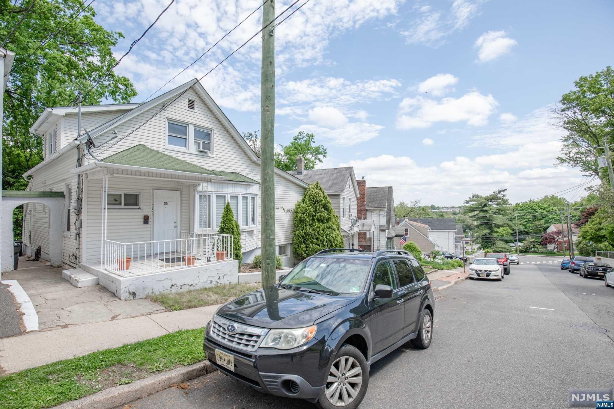 23-25 Mohawk Avenue