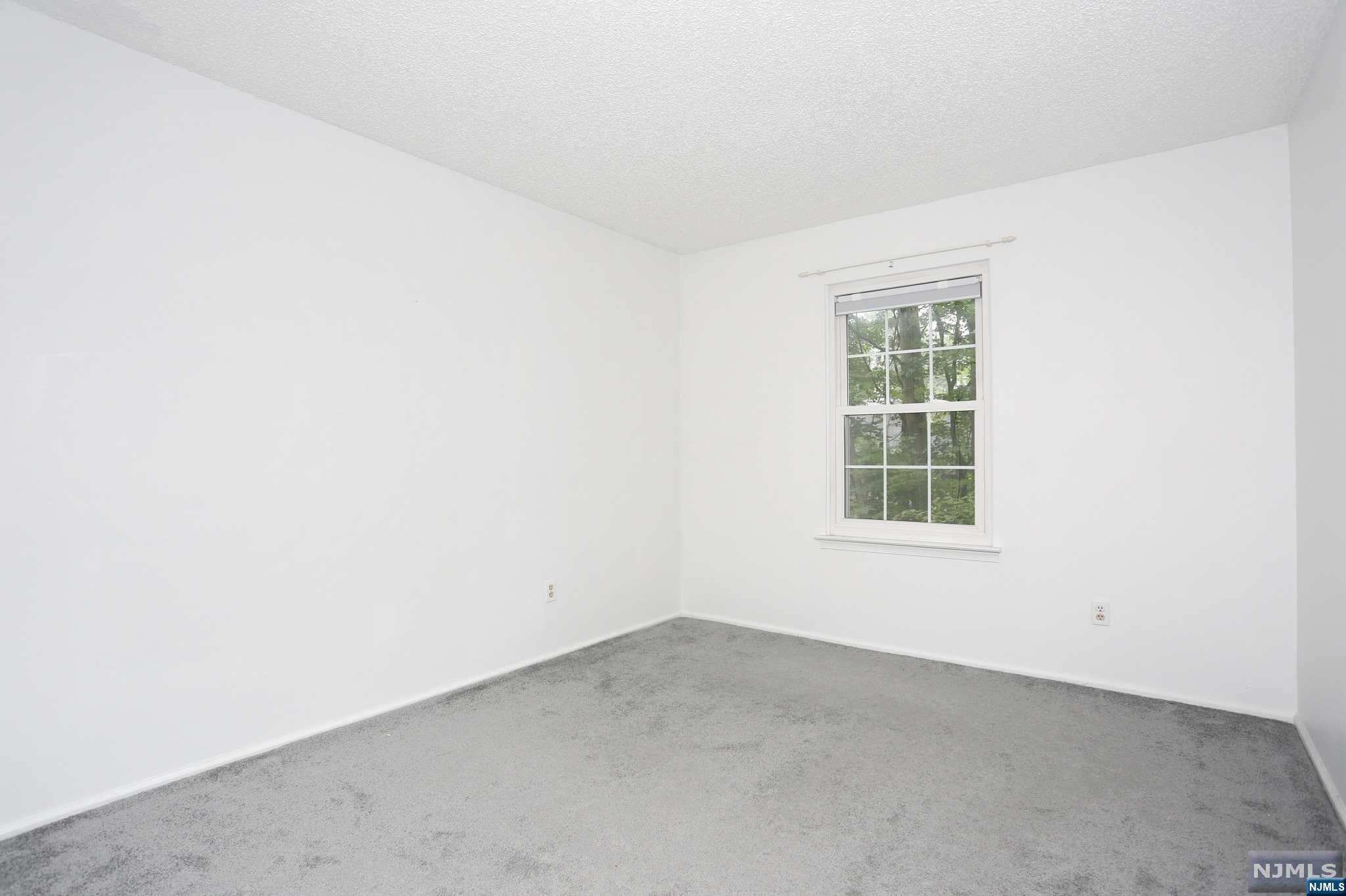 370 Cottonwood Way