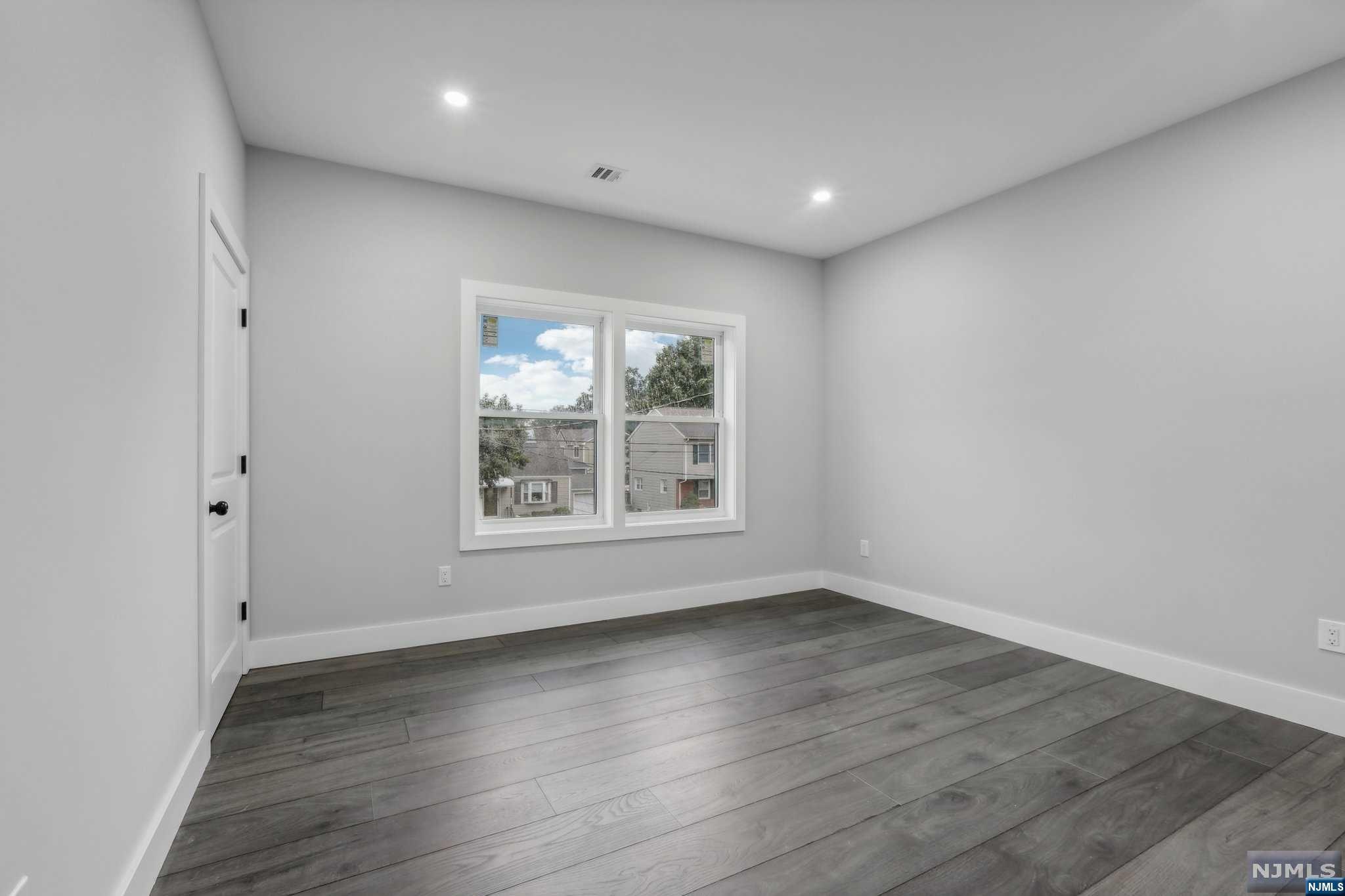 302 Schepis Avenue