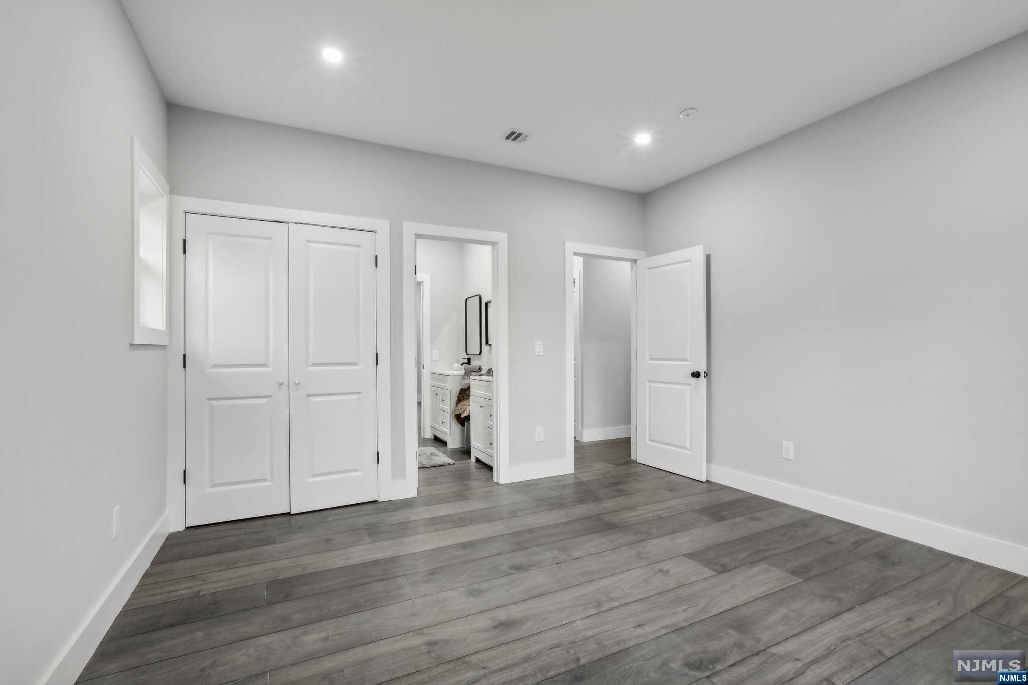 302 Schepis Avenue