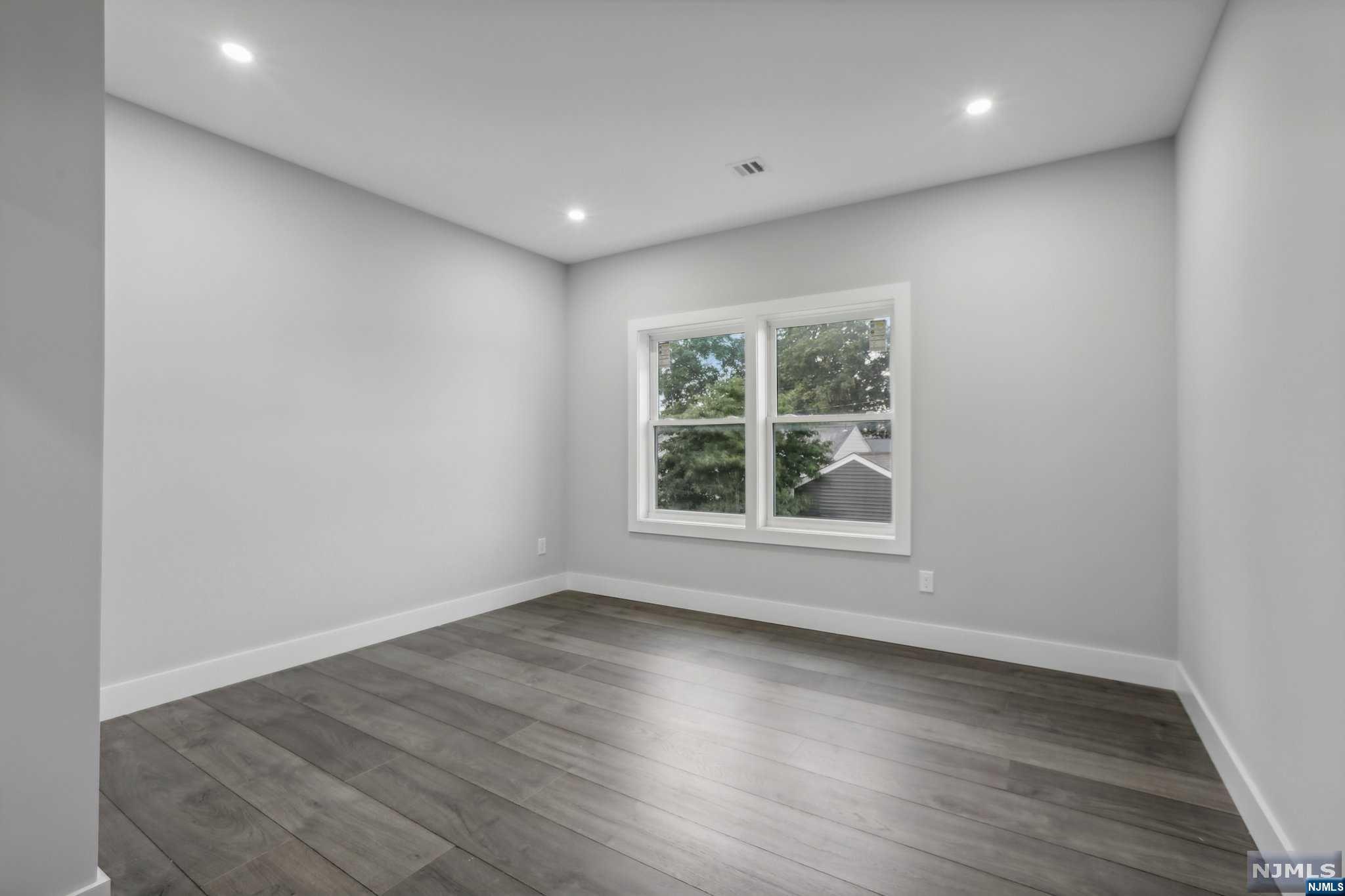 302 Schepis Avenue