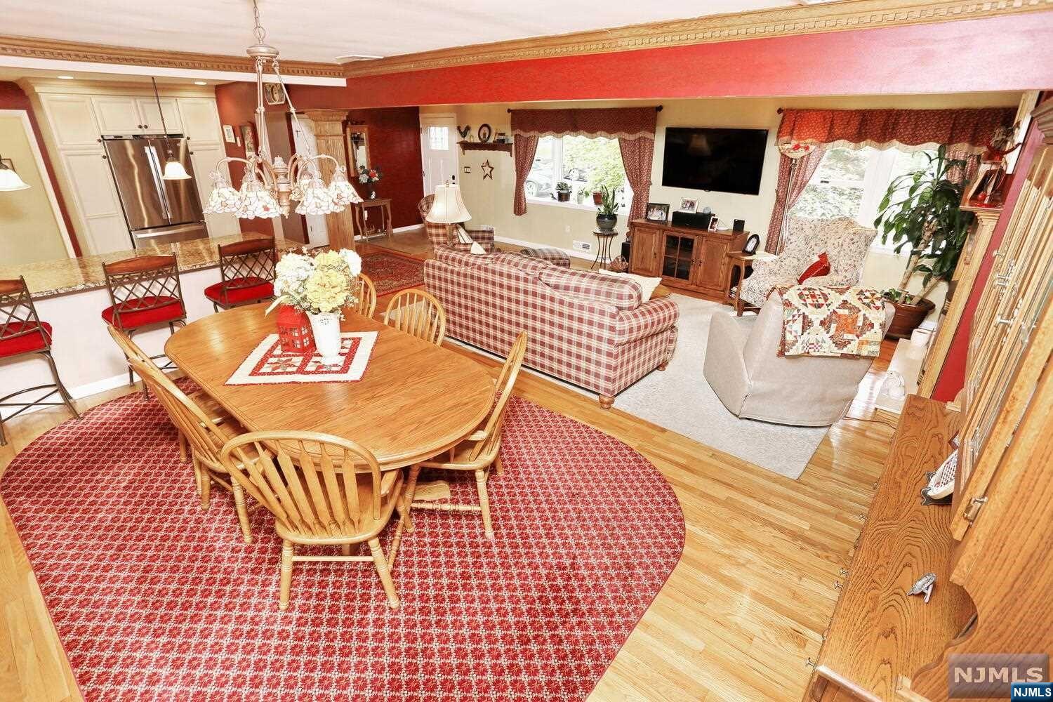 186 Stephen Drive