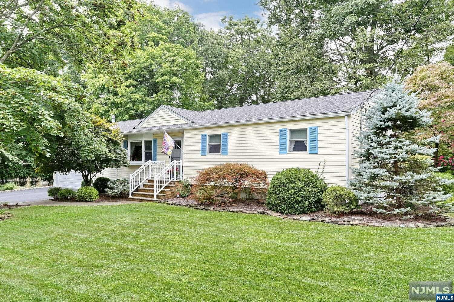 186 Stephen Drive