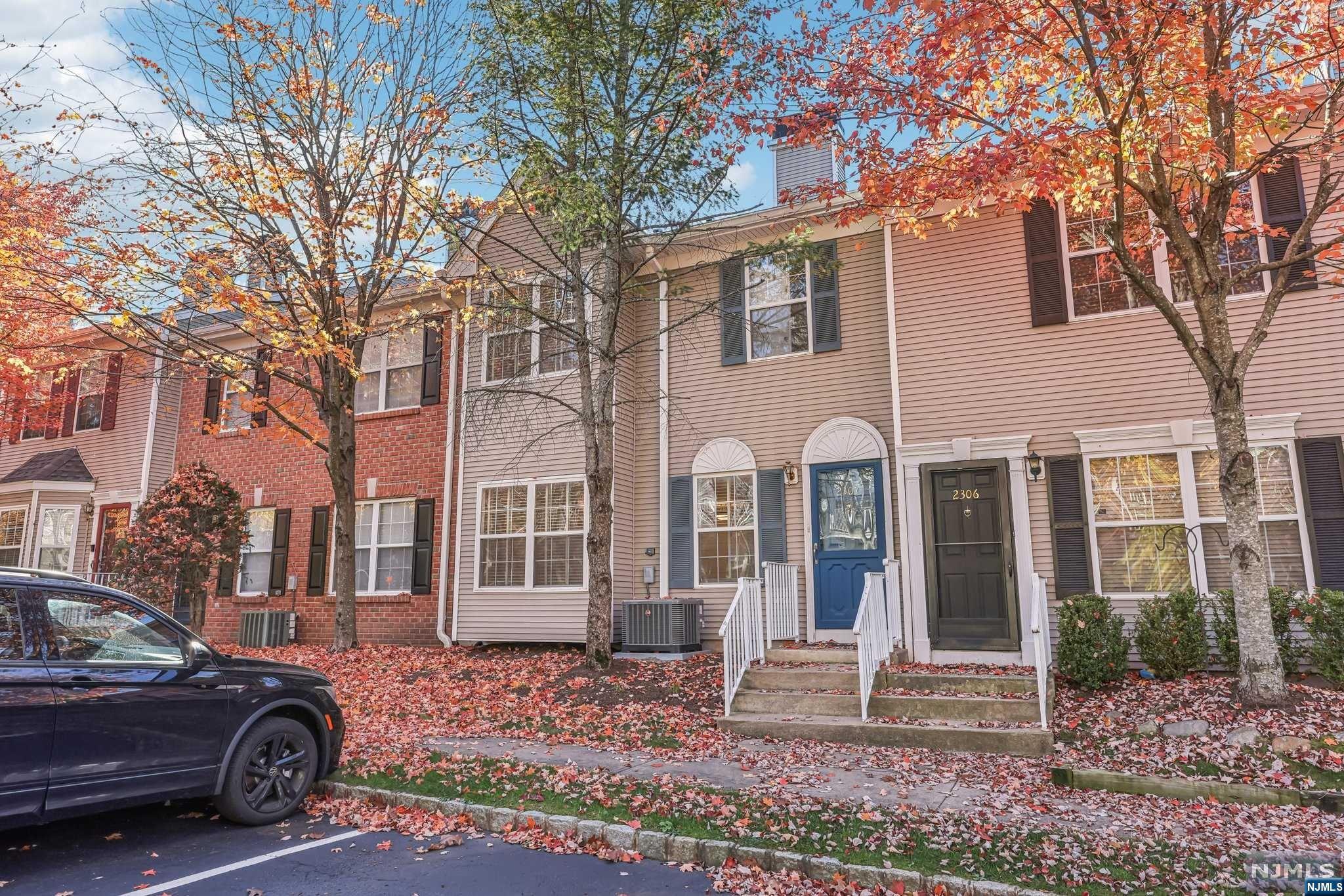 2307 Oakham Court