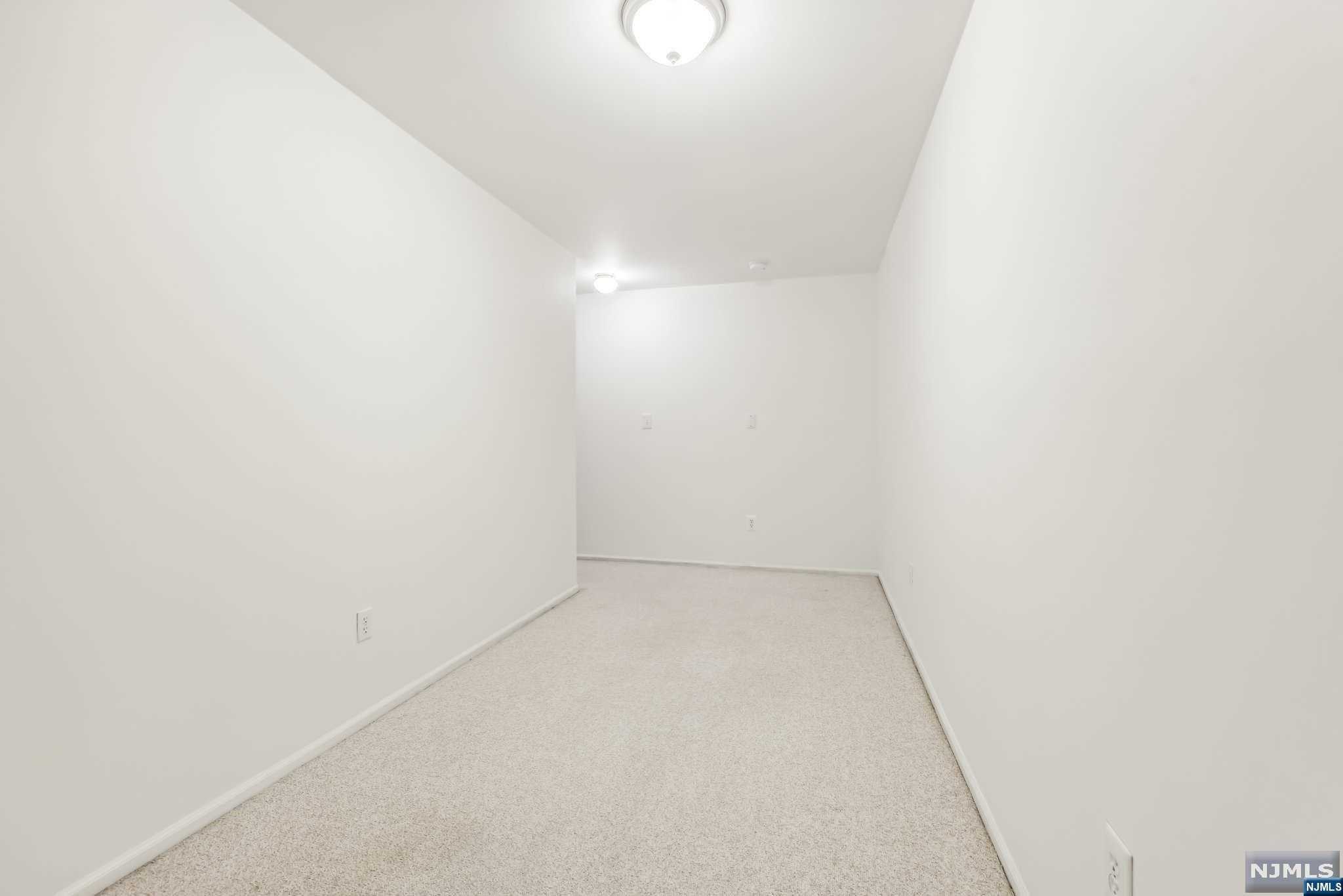 2307 Oakham Court