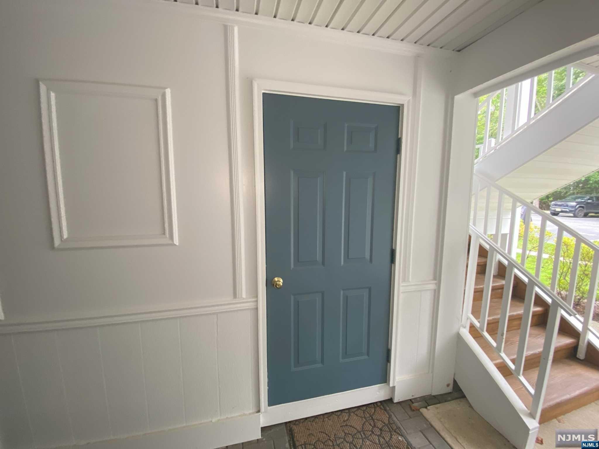 606 Lilac Lane