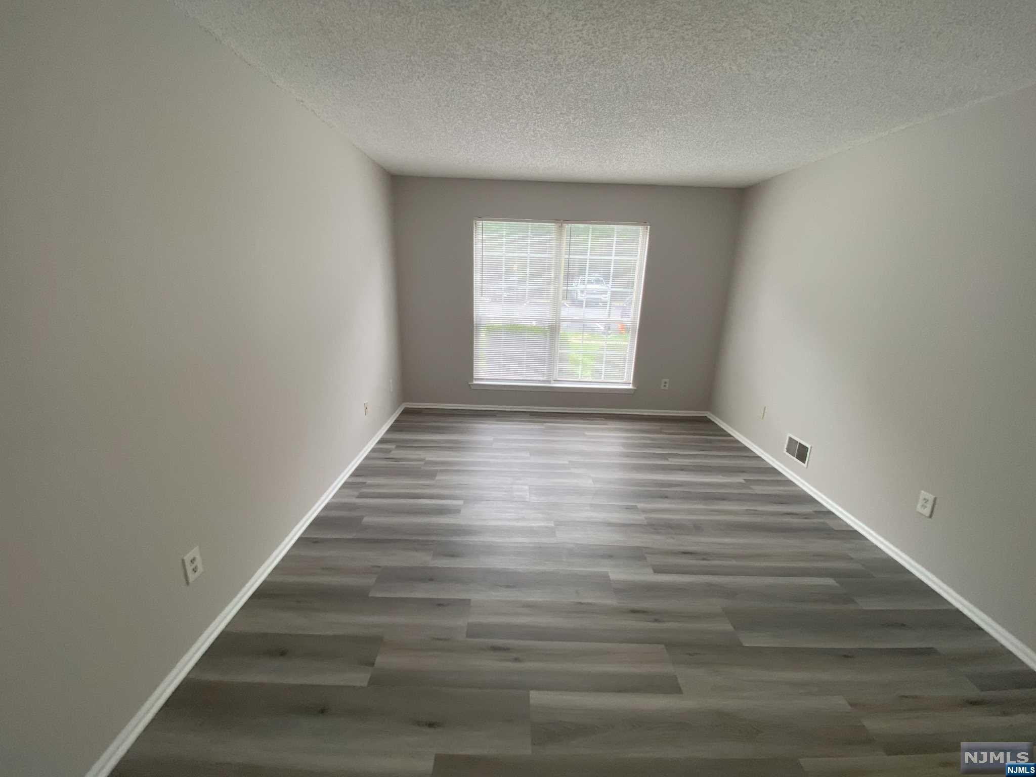 606 Lilac Lane