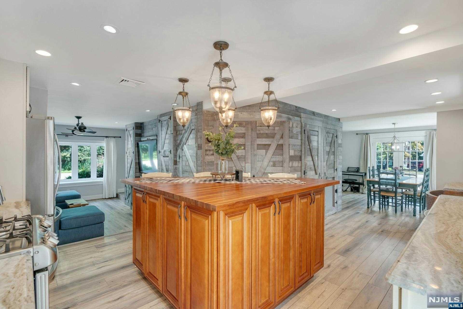 74 West Saddle River Road