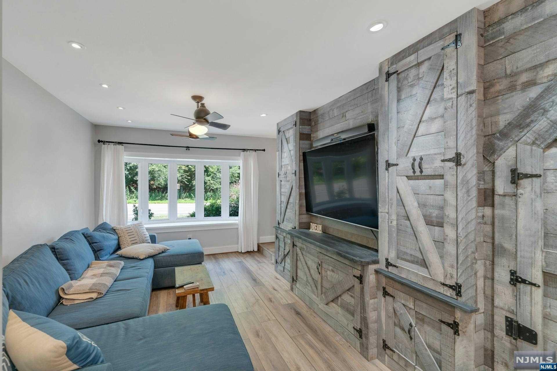 74 West Saddle River Road