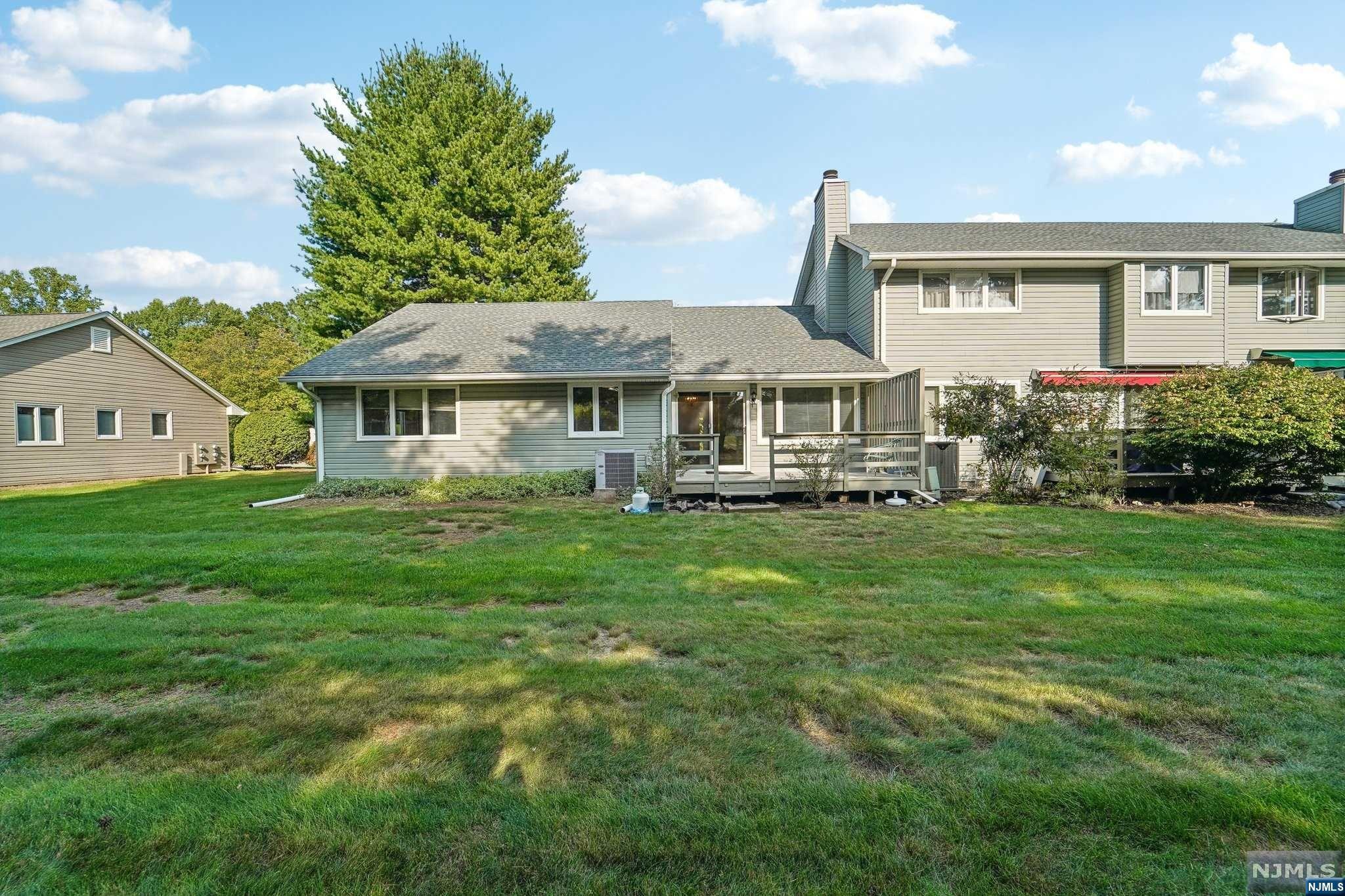 32 Erskine Court