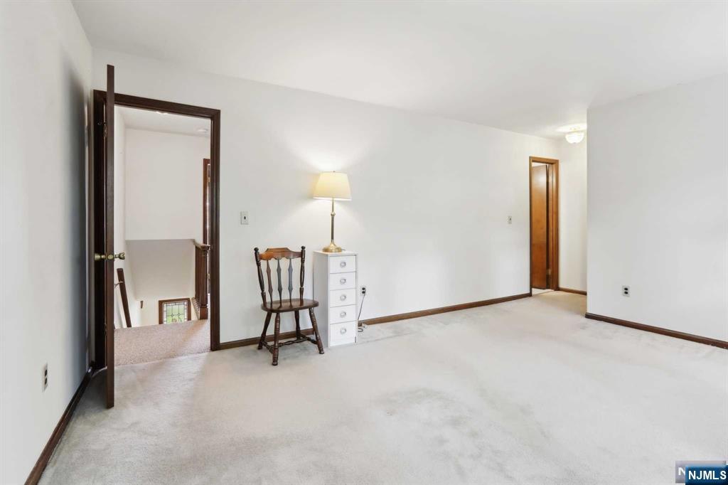 81 Sunset Court
