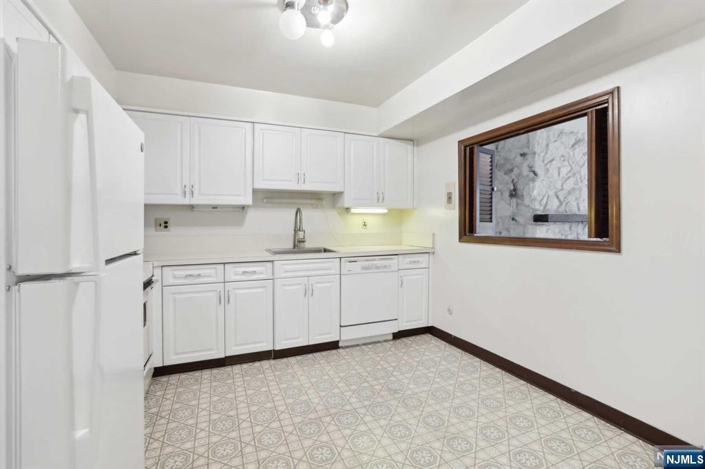 81 Sunset Court