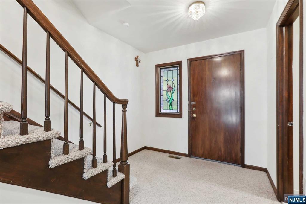 81 Sunset Court