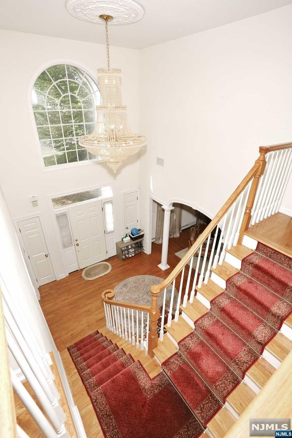 616 Bridle Path