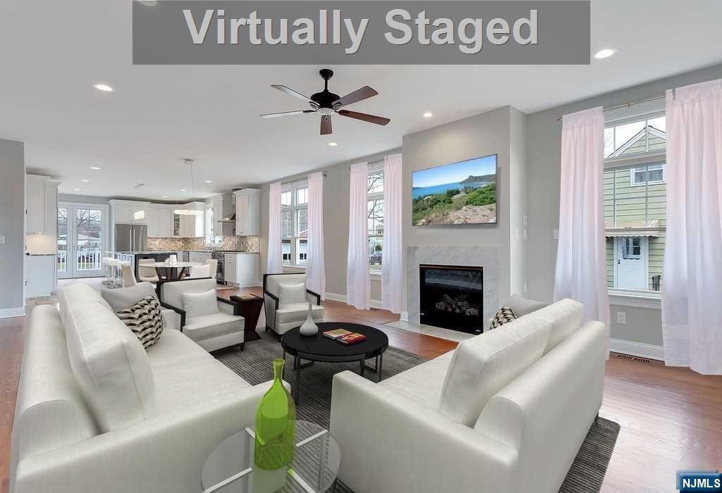 582 Green Valley Road